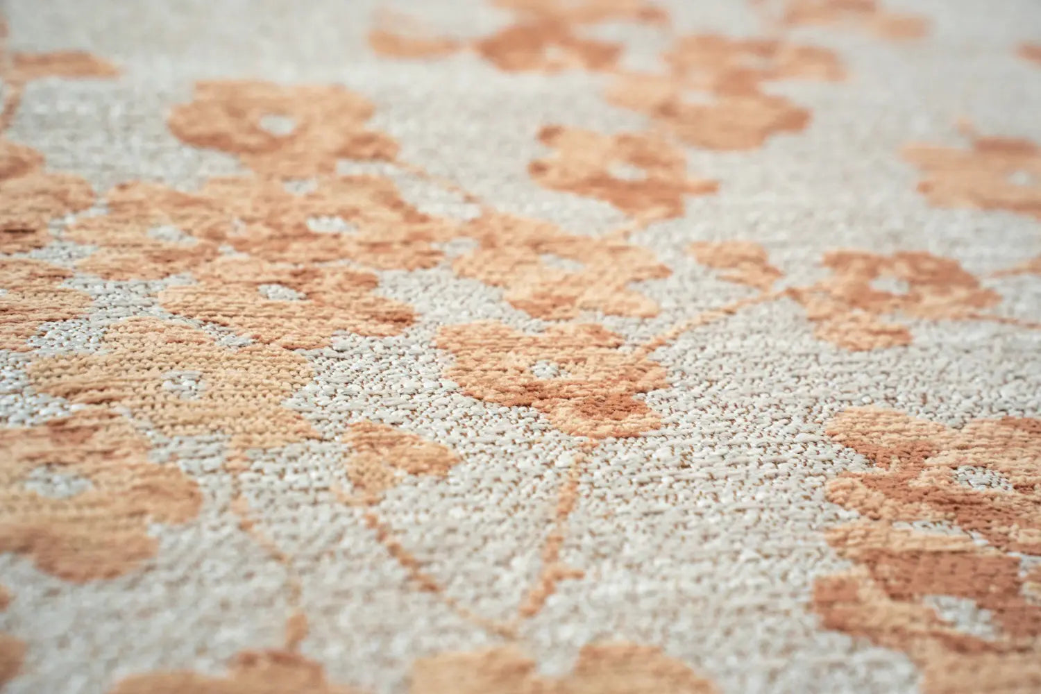 Oval rug SAKURA orange with warm white