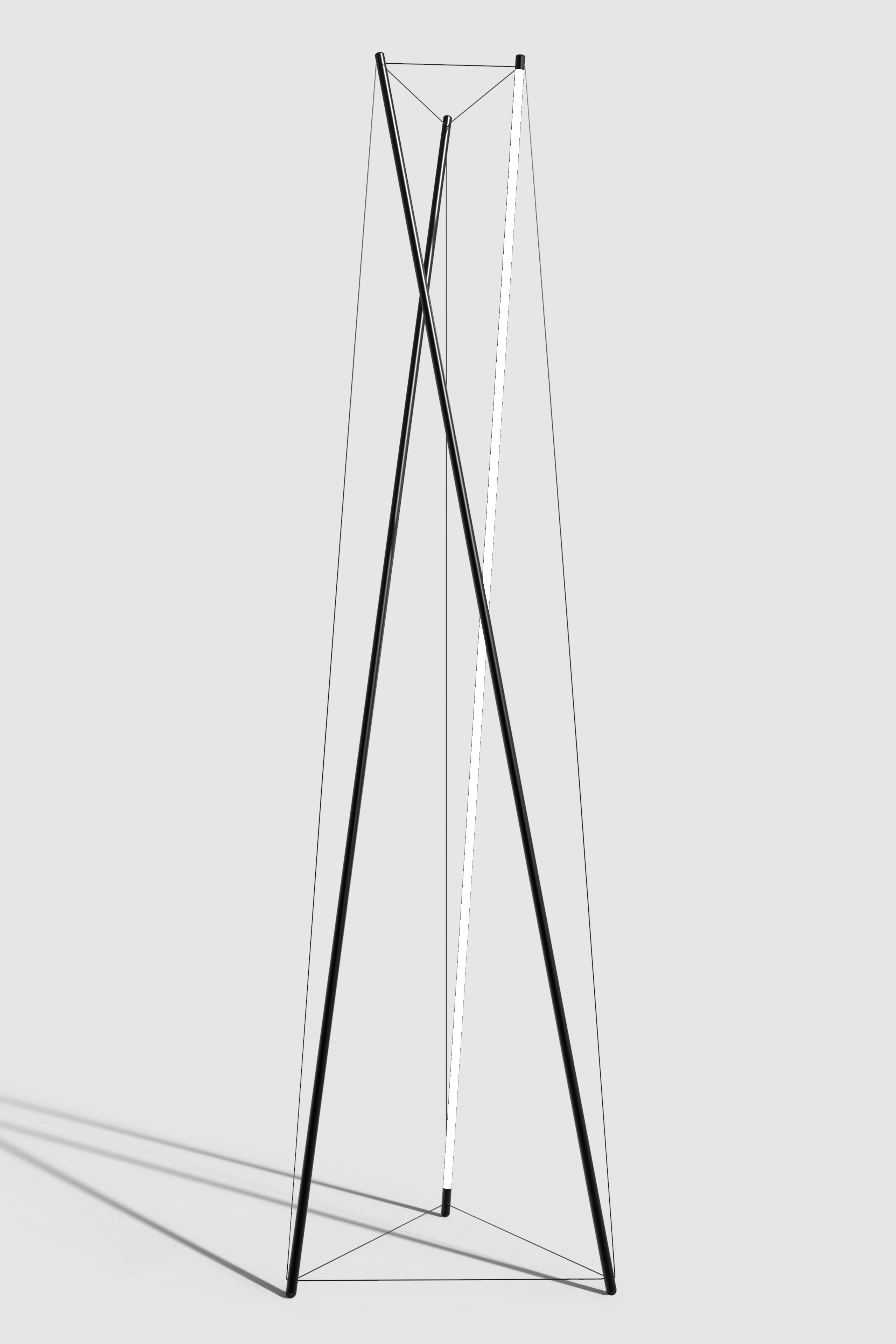 Vloerlamp TENSO zwart
