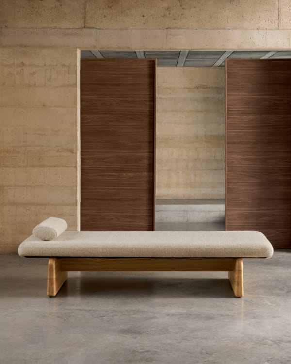 Leżanka TOPAZ beżowy szenil z jesionową podstawą