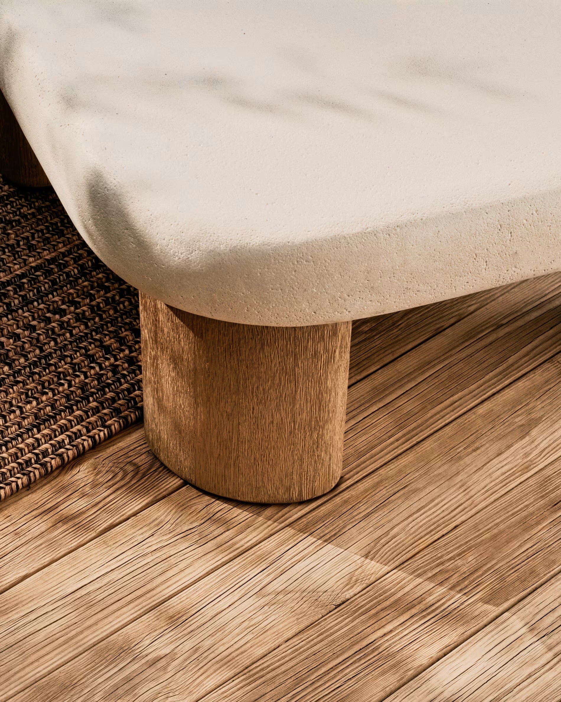 Buiten koffie tafel LABRA cement en acaciahout