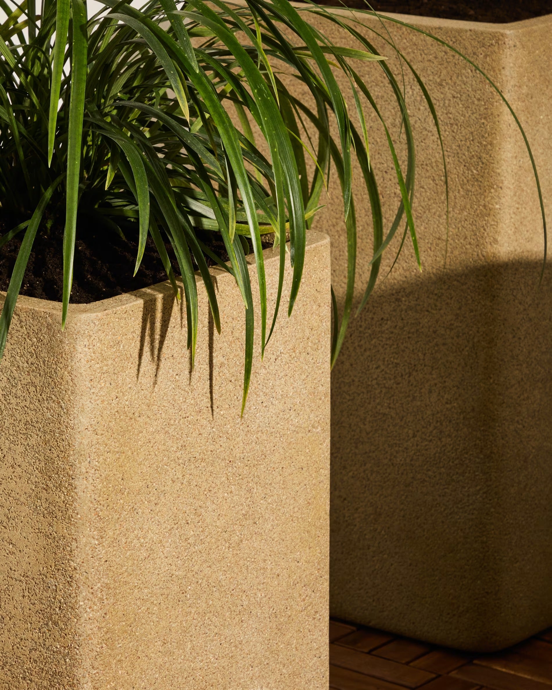 Hoge plantenpotten set MINOA mosterdkleurig polycement