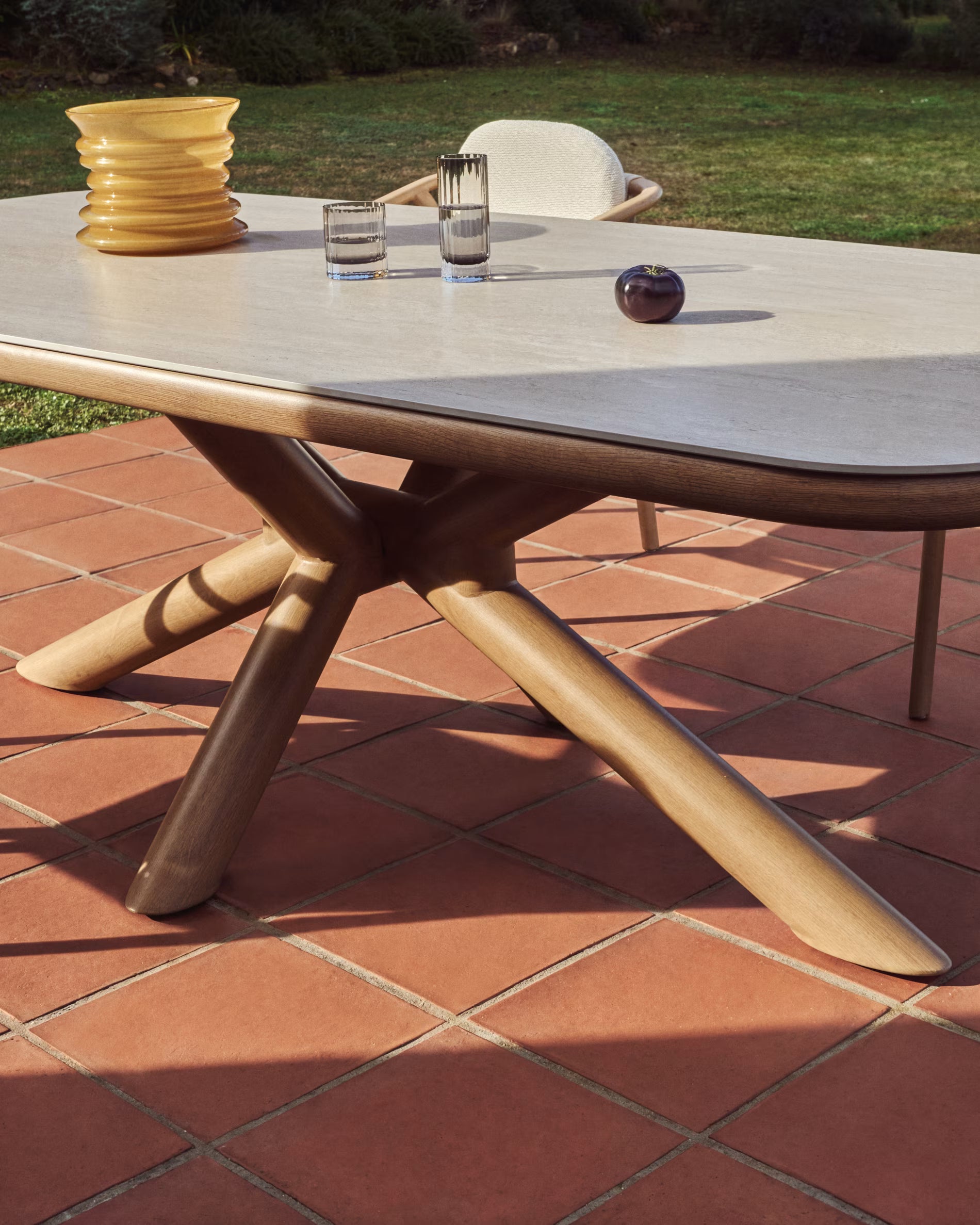 Tuinset MIRTIA ecru met aluminium basis met houtlook