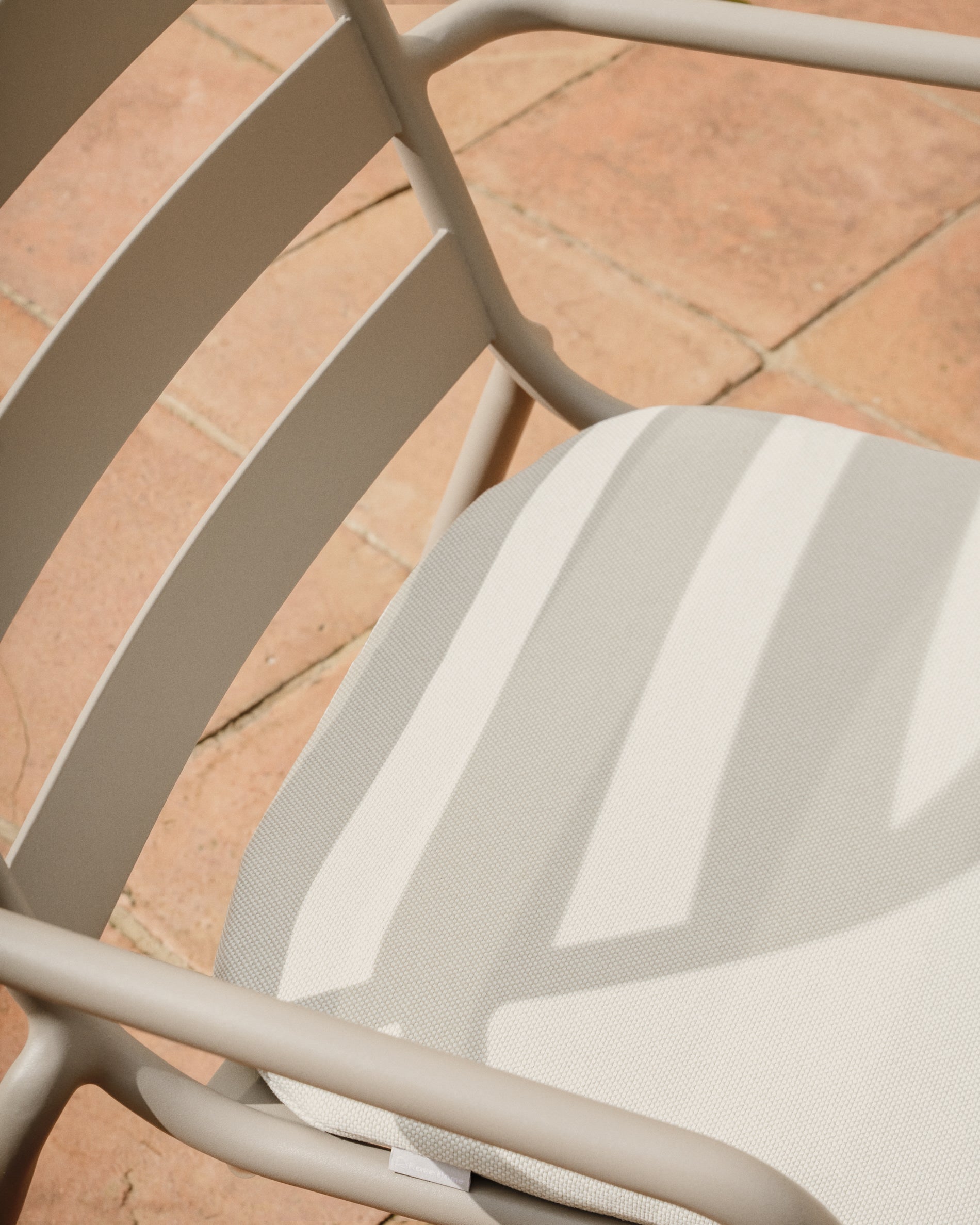 Tuinstoel JONCOLS taupe