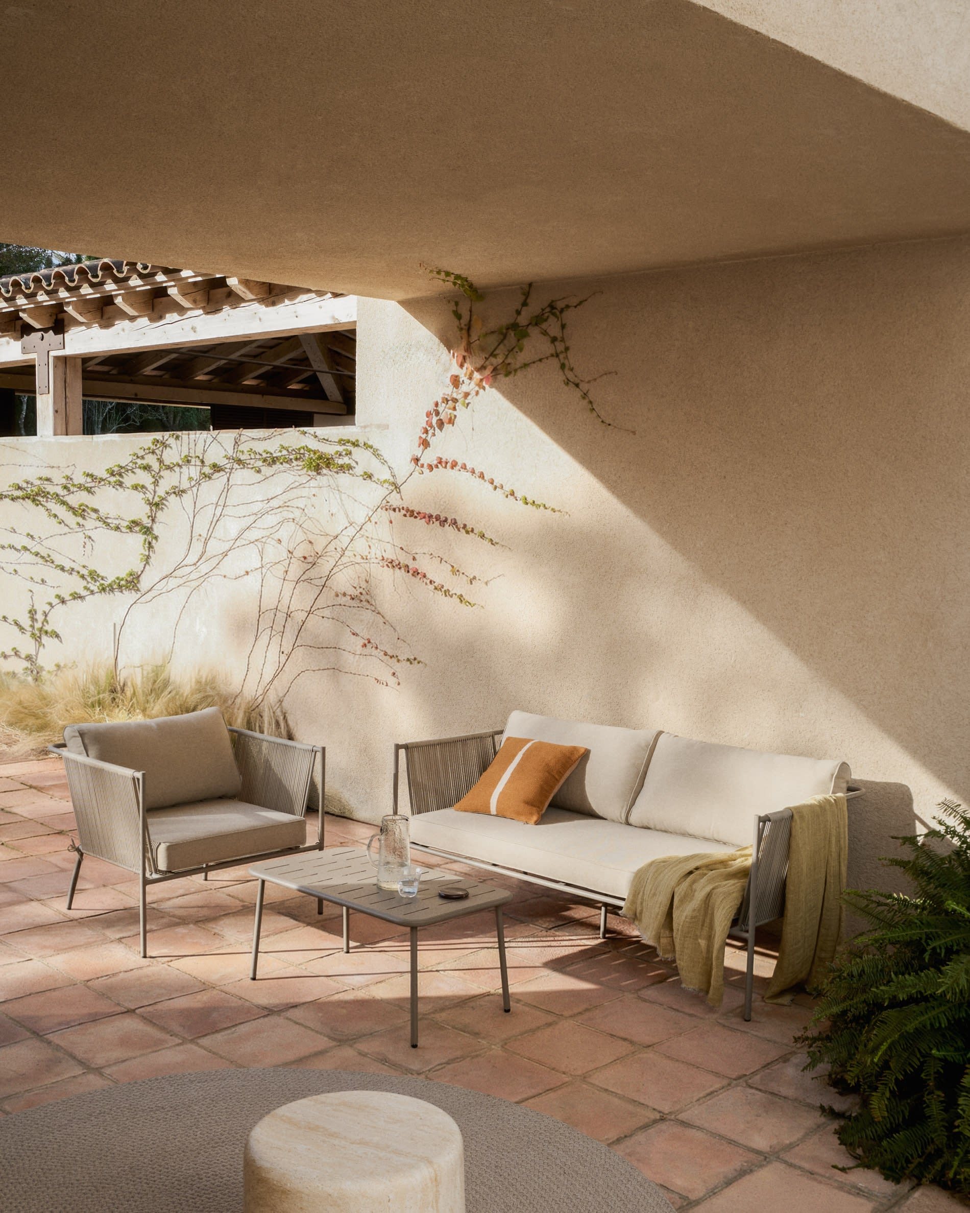 Gartentisch ZIVIA taupe