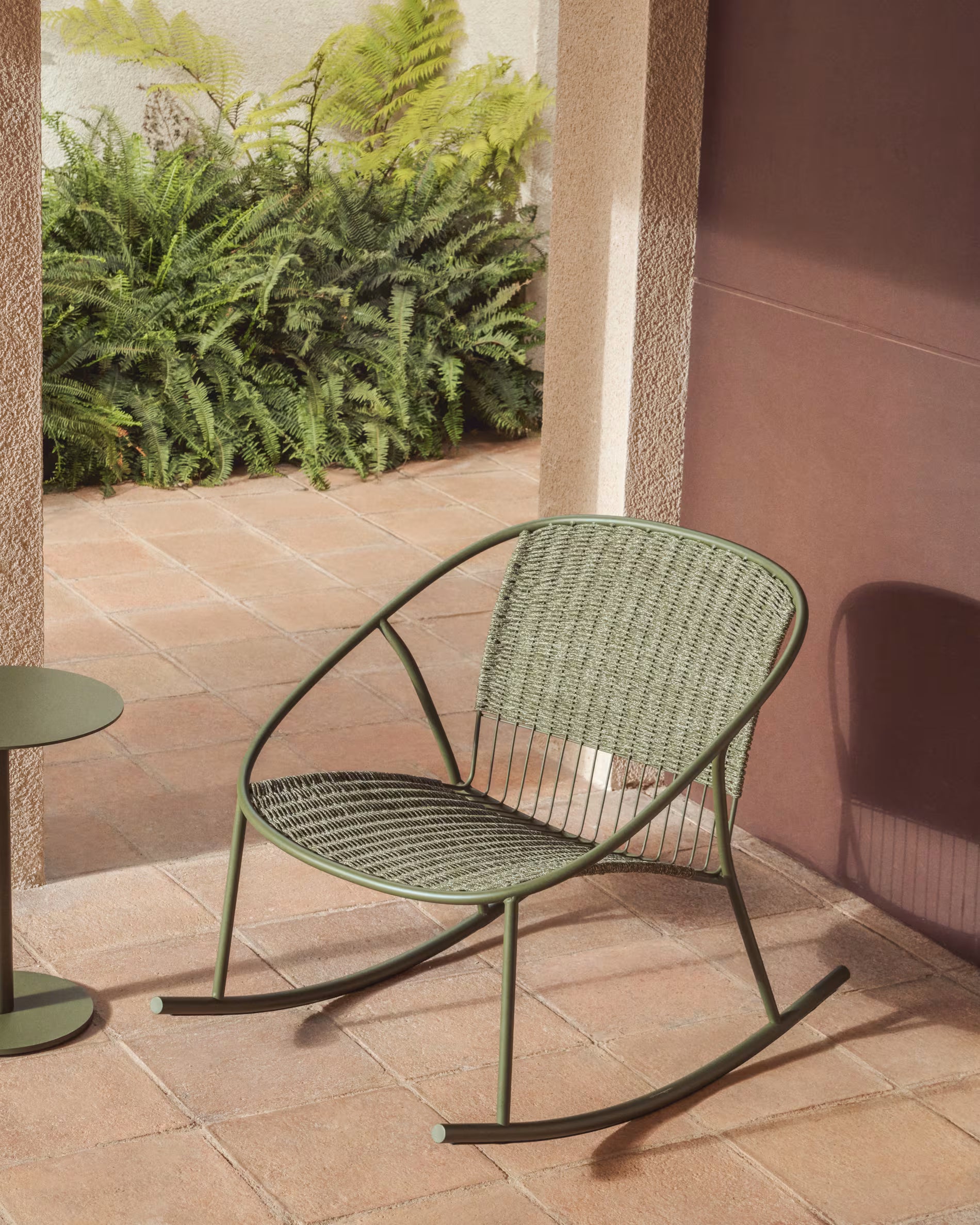 Schommelstoel voor de tuin ATRANI groen