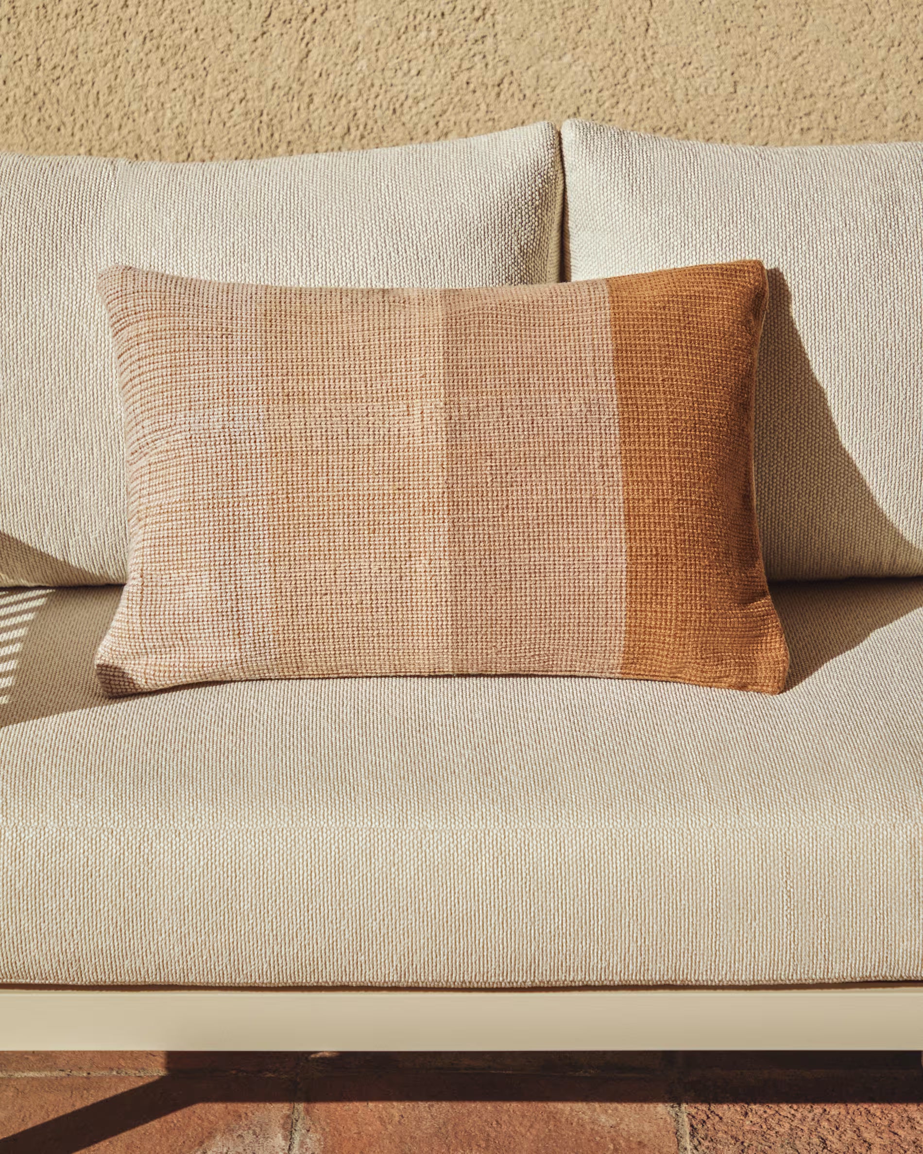 Kussenhoes ADYS beige met oranje