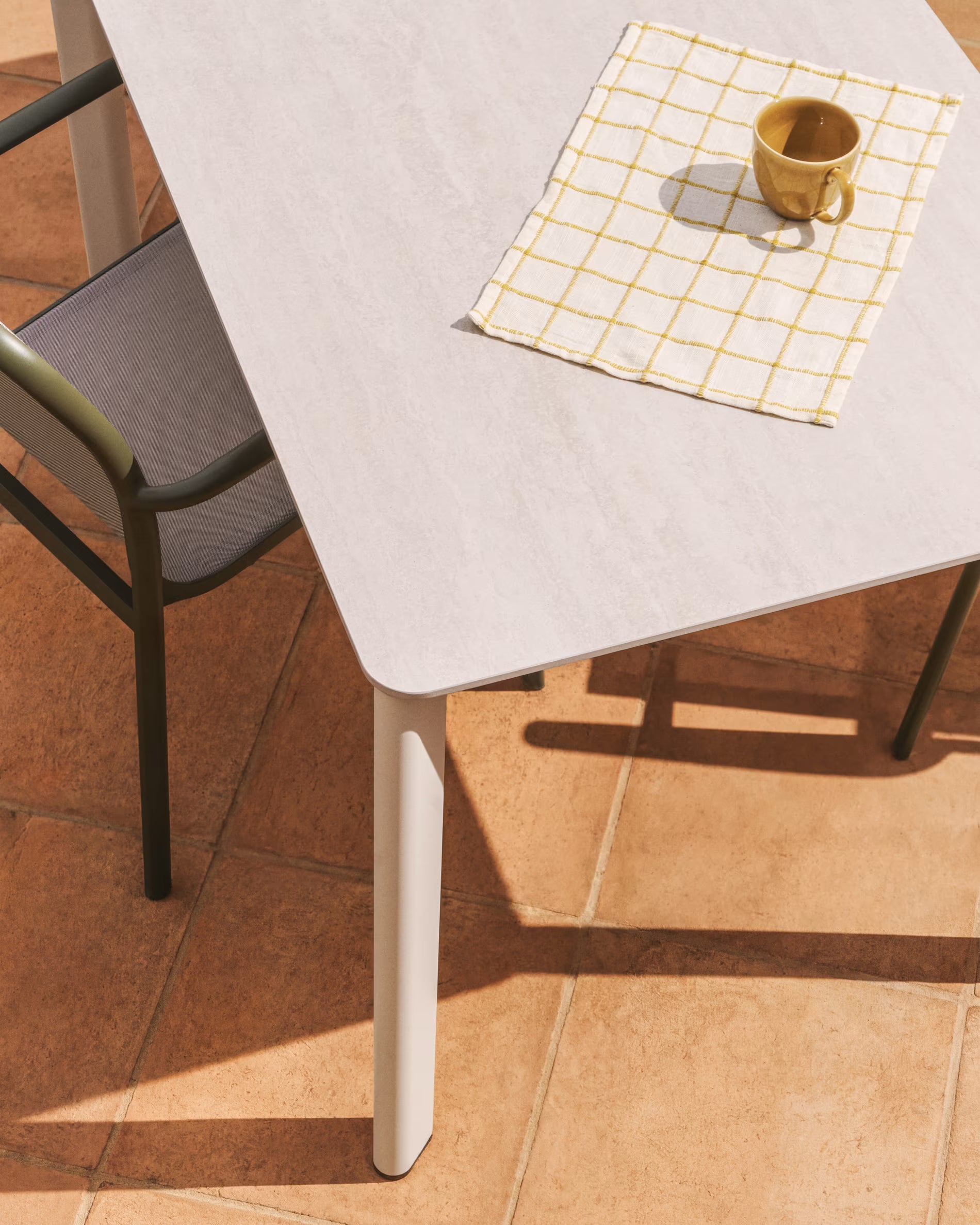ANAFI Ecru Garden Table