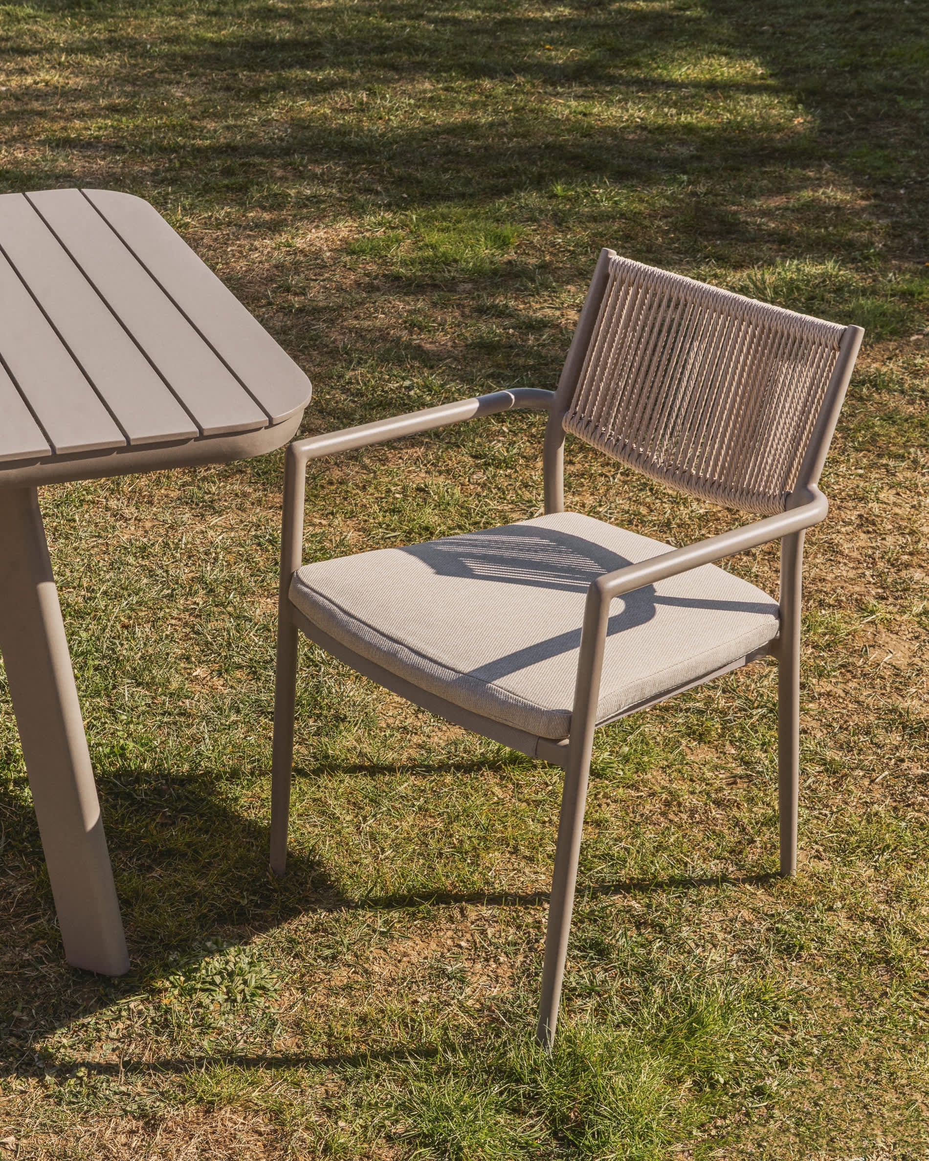 Tuinstoel ARGASI grijsbeige