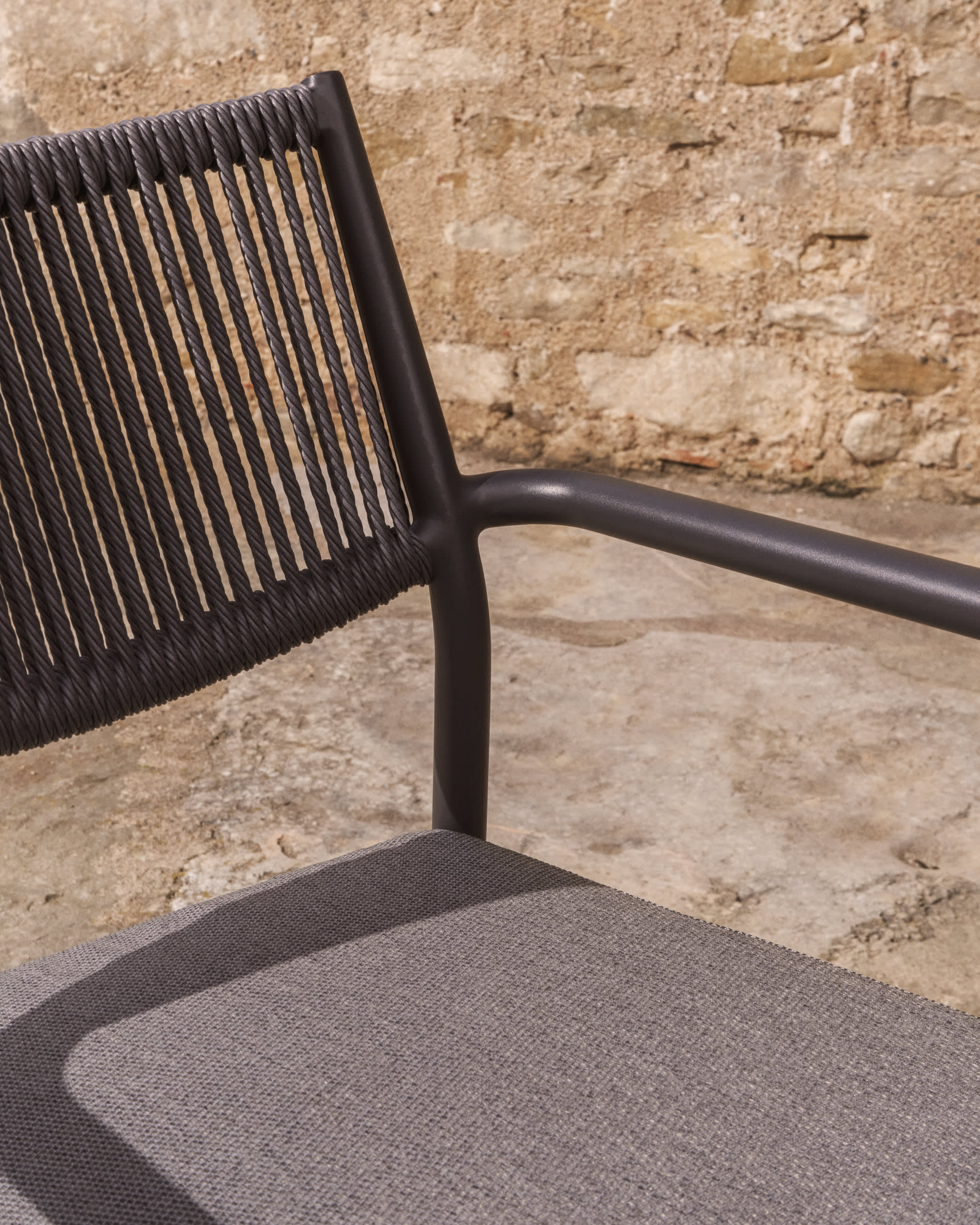 ARGASI garden chair in graphite