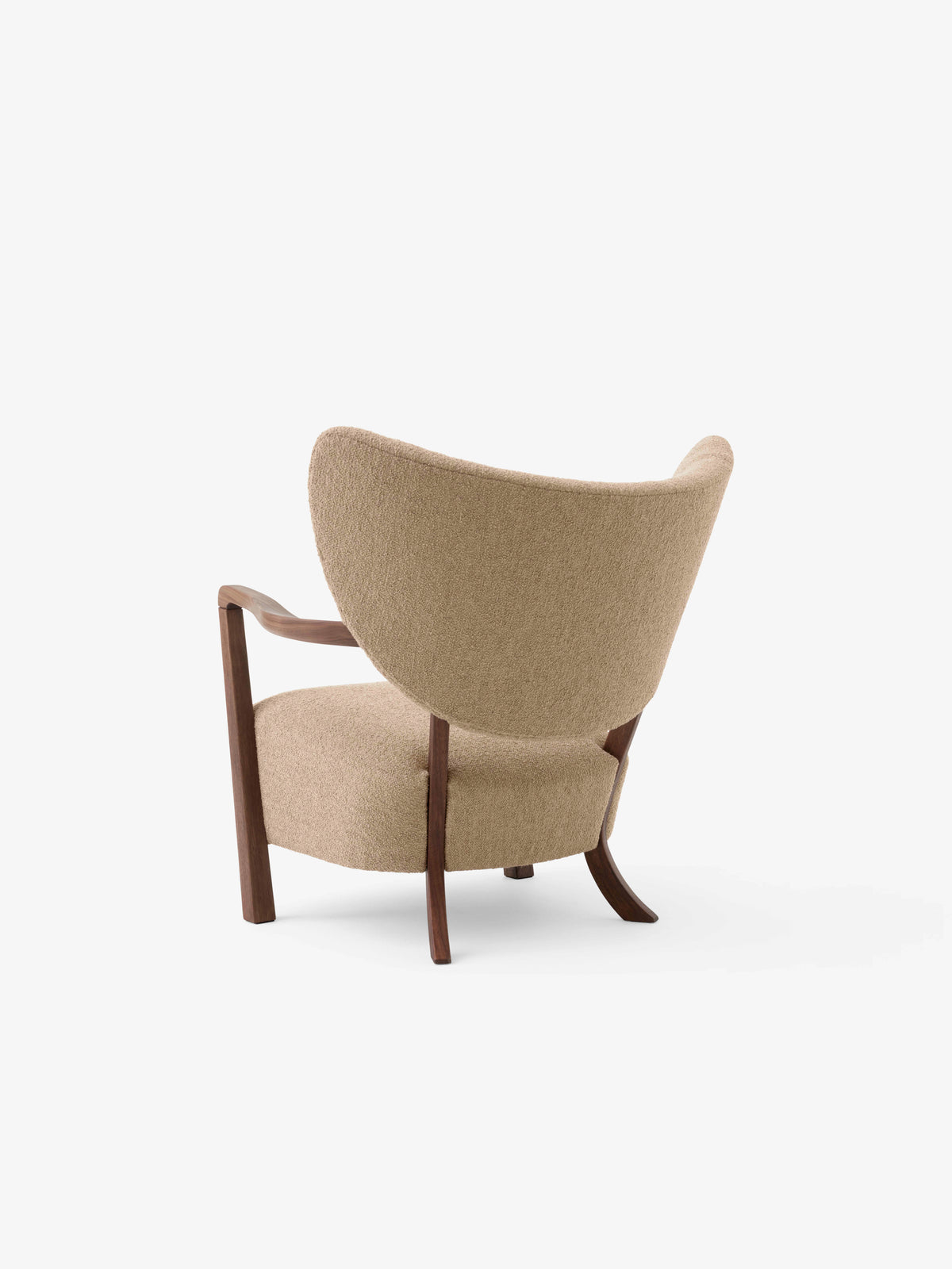 WULFF ATD2 fauteuil gestoffeerd met een notenhouten basis
