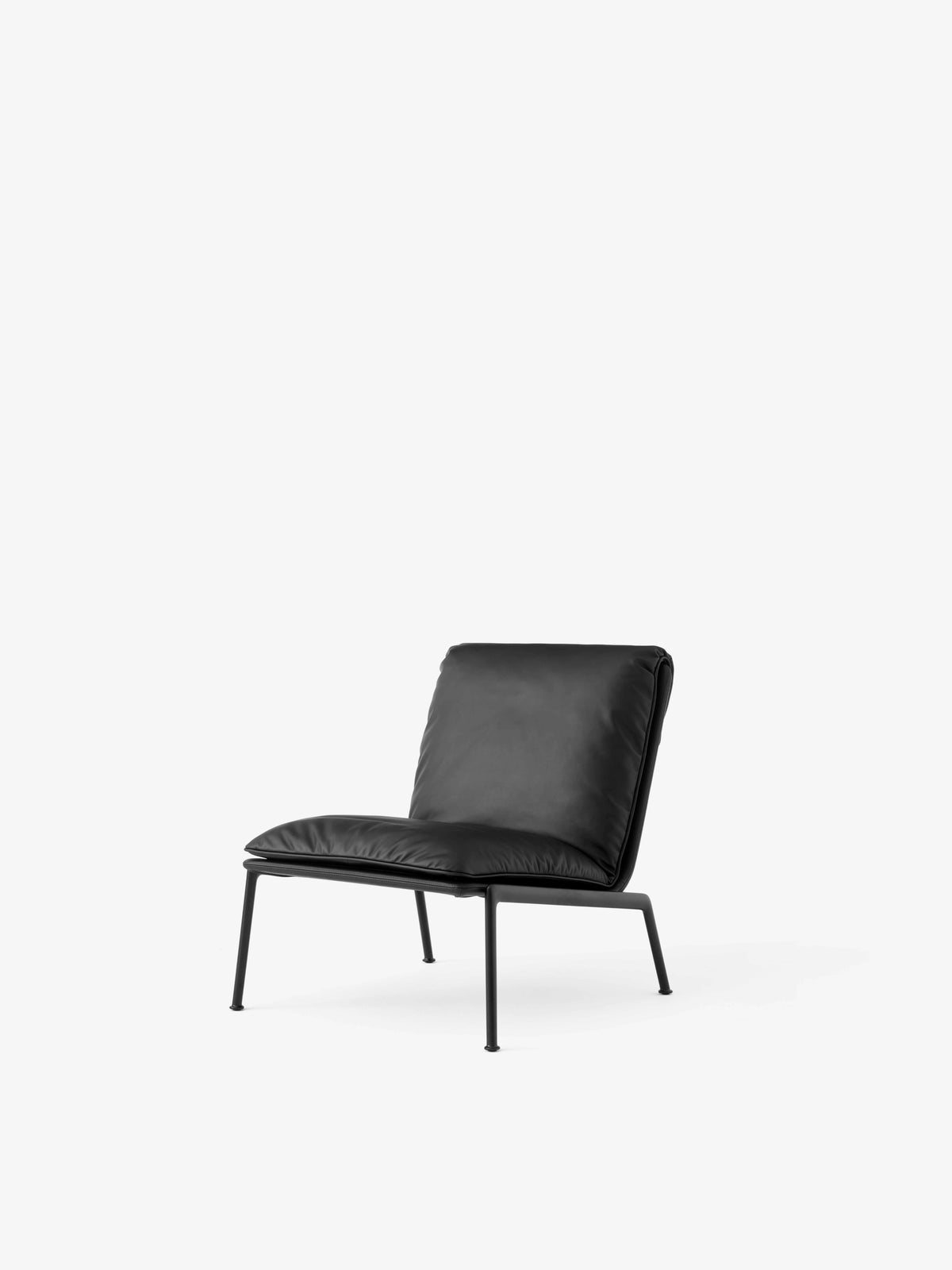 Fauteuil MUNO LN18 gestoffeerd met een zwarte basis