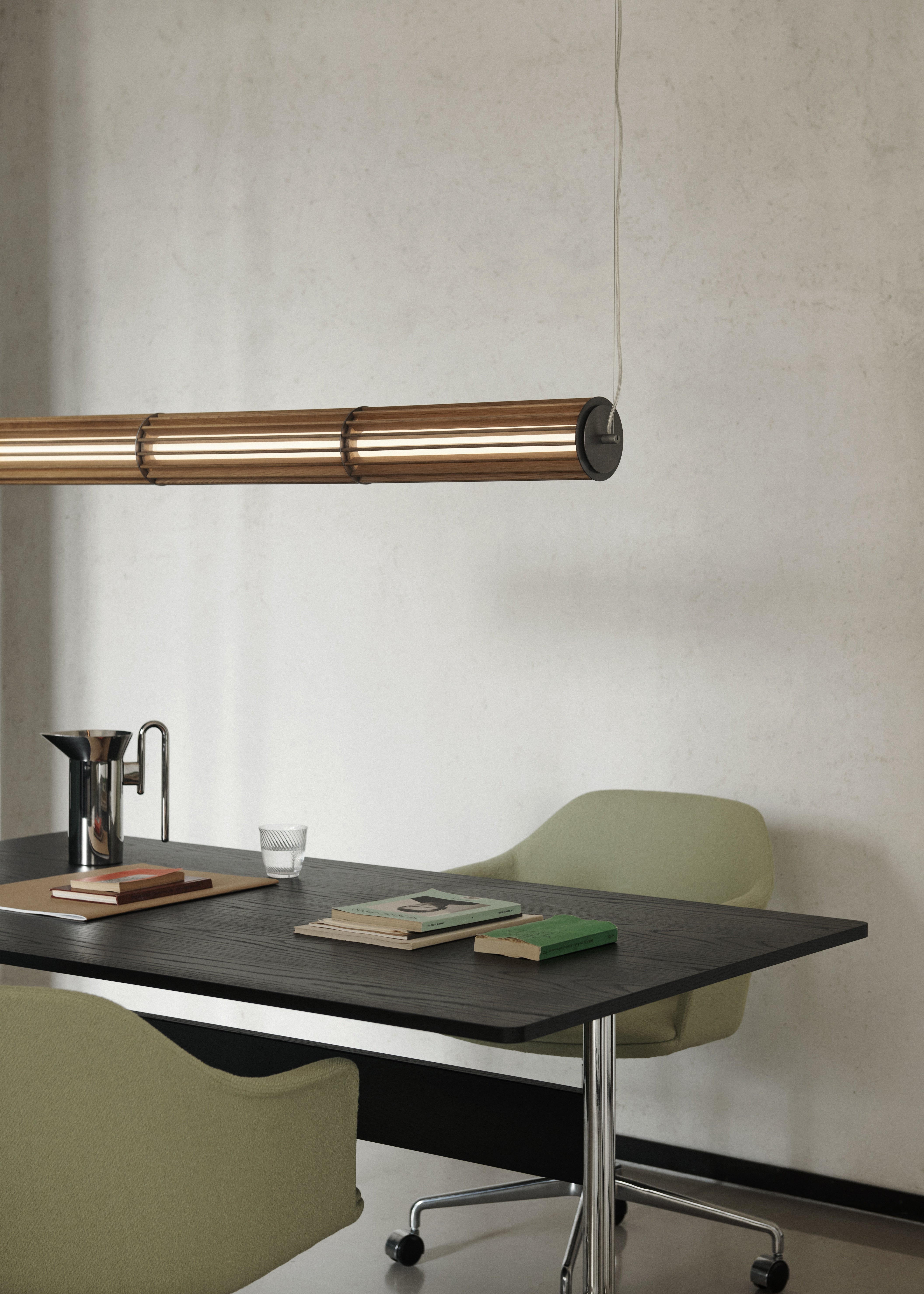 Hanglamp NUMBRA TY1 van aluminium met eikenhout