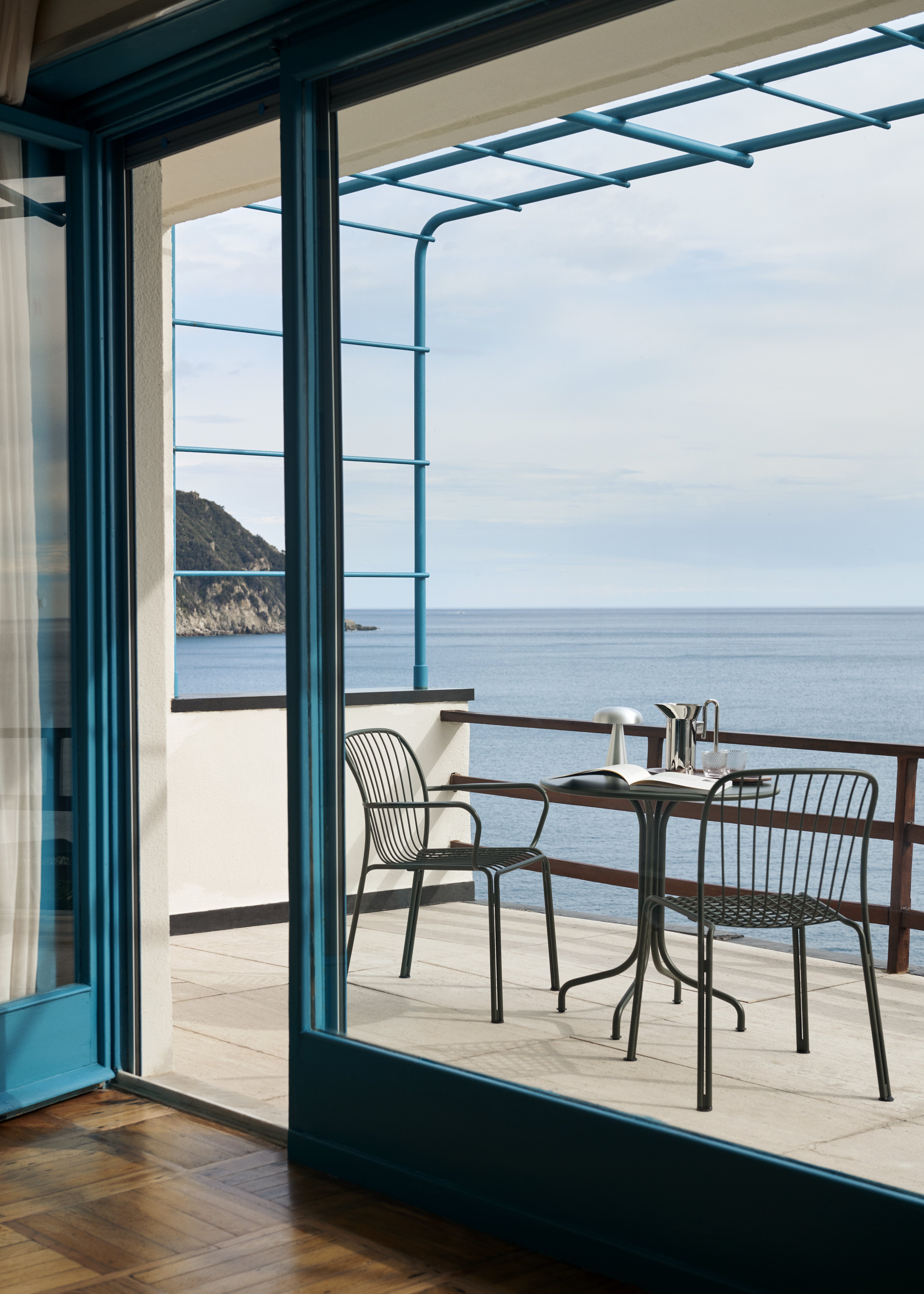 Buitenstoel met armleuningen THORVALD SC95 zwart