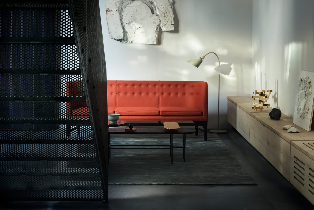 Vloerlamp BELLEVUE AJ7 wit met bruin messing voet
