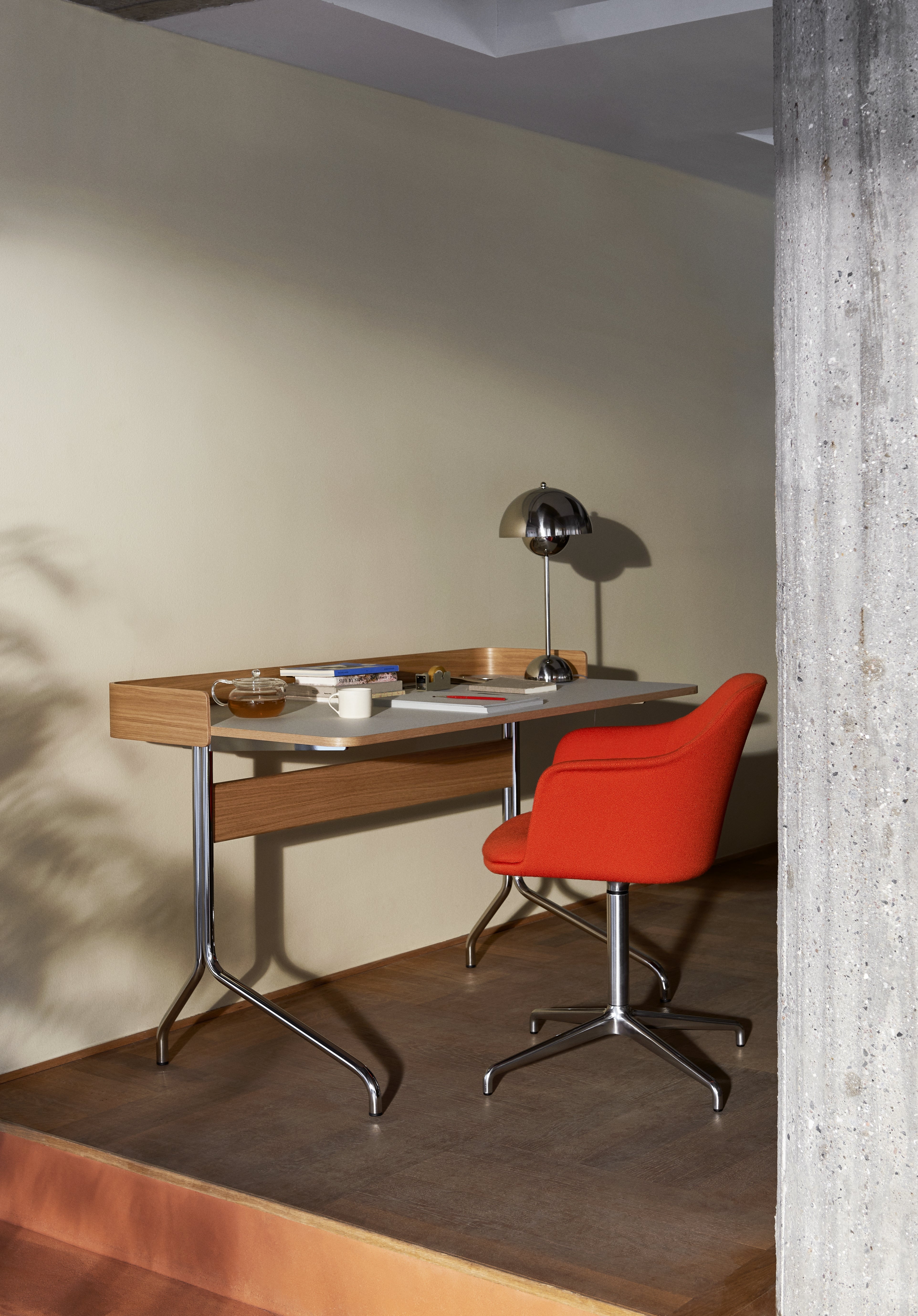 Tafellamp FLOWERPOT VP3 in messing