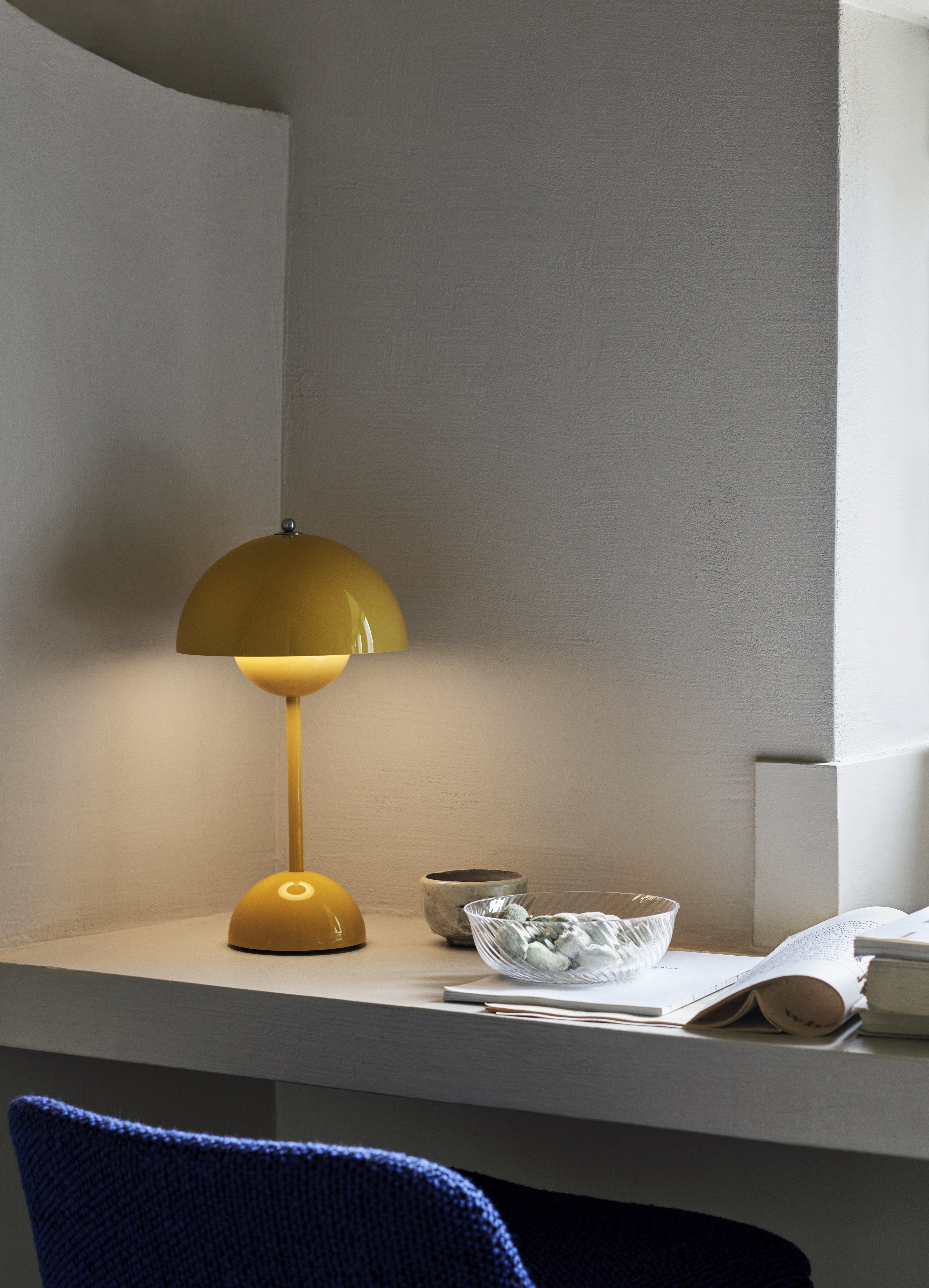 Draagbare lamp FLOWERPOT VP9 mosterdkleurig