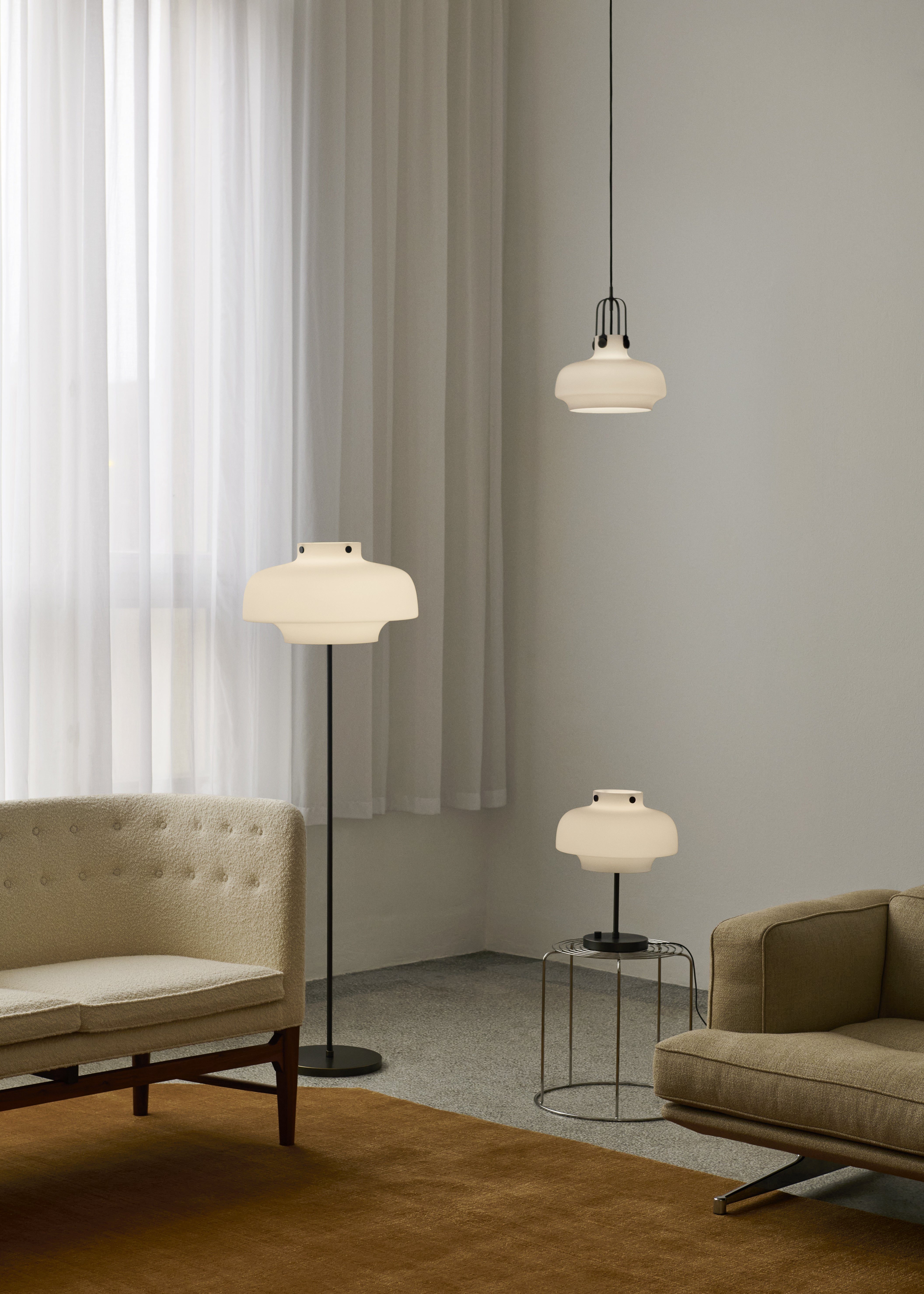 Hanglamp COPENHAGEN met opalen glazen kap en bronzen afwerking
