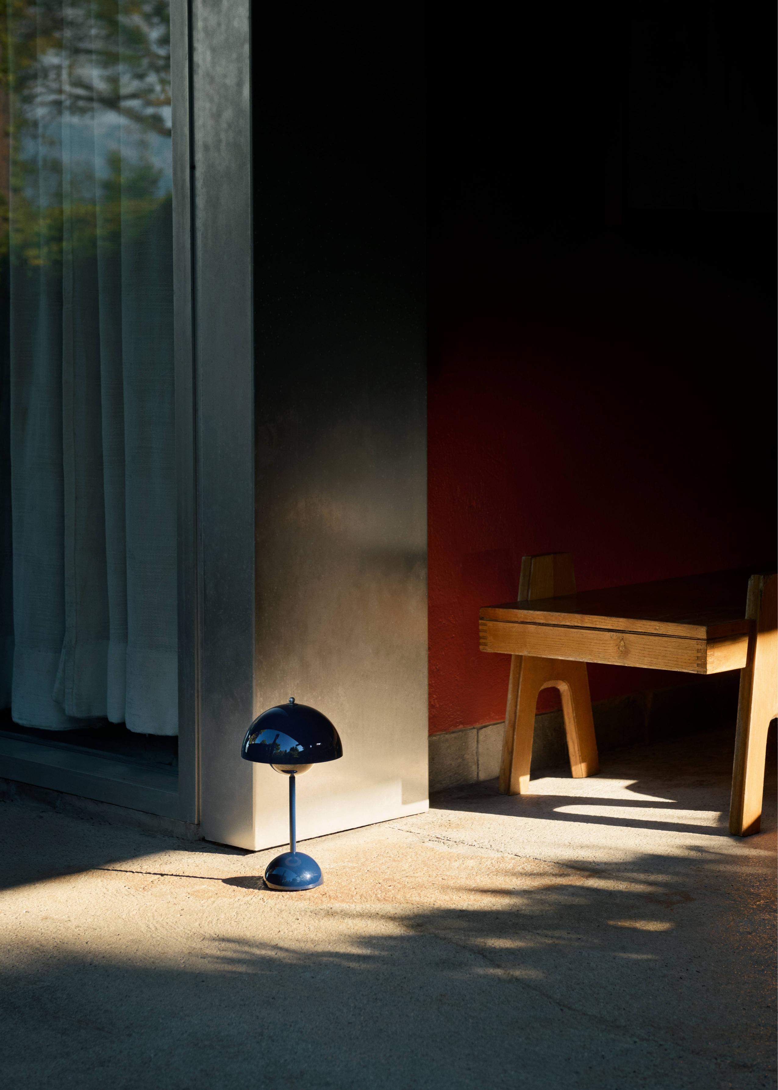 Draagbare lamp FLOWERPOT VP9 staalblauw