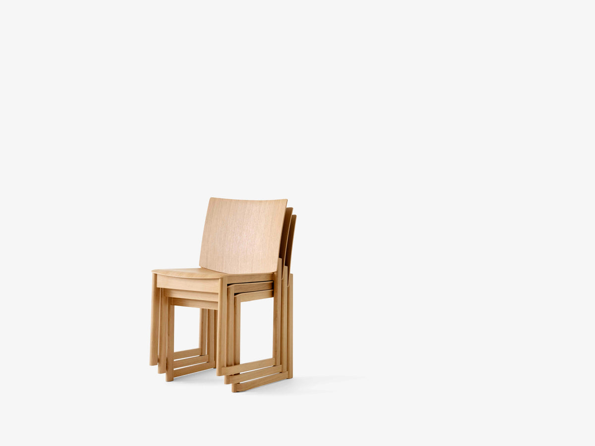 Stoel ALLWOOD AV35 gelakt eiken