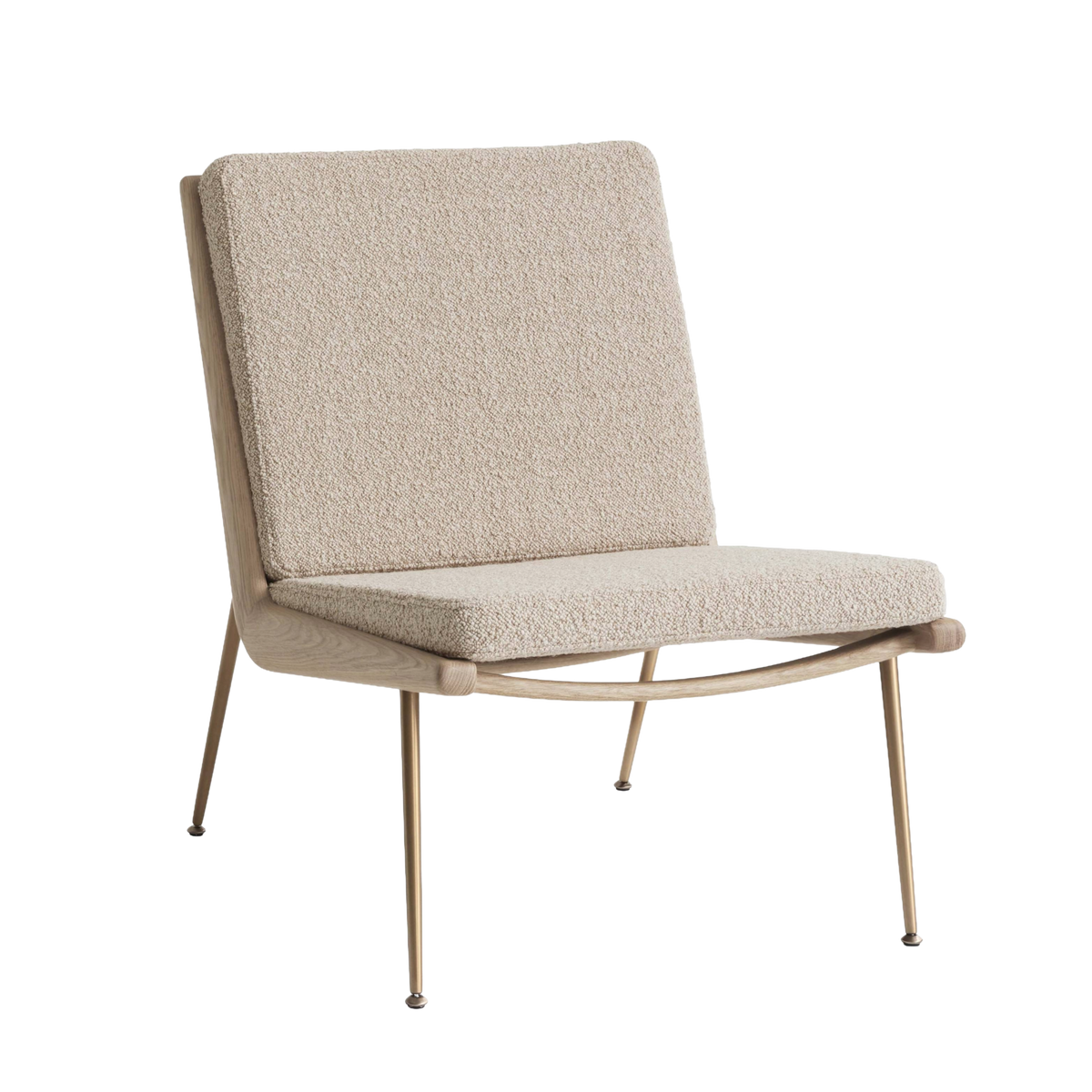 Fotel BOOMERANG HM1 met een bekleding op een eikenhouten frame met een messing basis