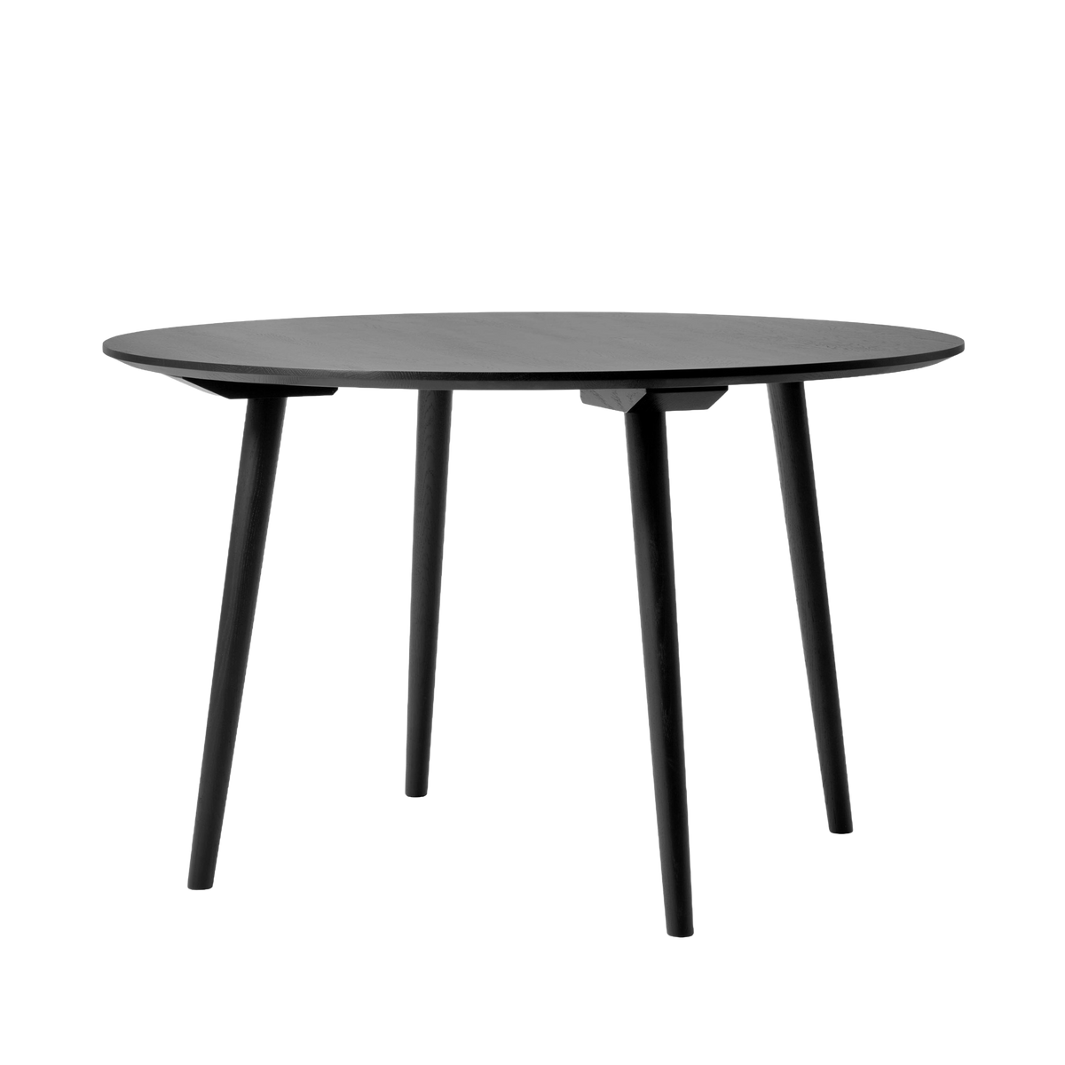 Ronde tafel IN BETWEEN zwart gelakt eiken