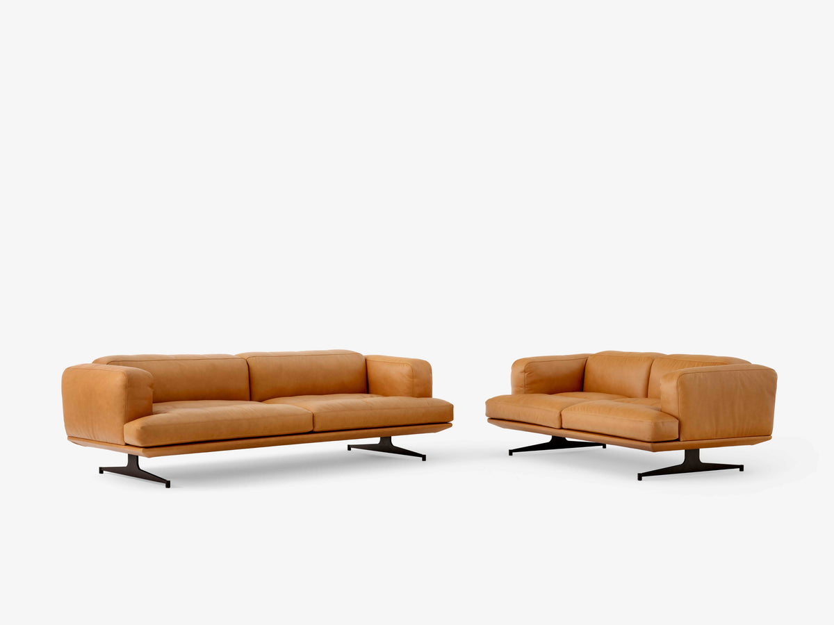 Sofa 3-zits INLAND AV23 gestoffeerd met een zwarte basis