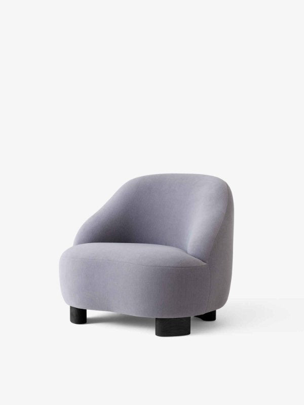 Fauteuil MARGAS LC1 gestoffeerd met een zwarte eiken basis