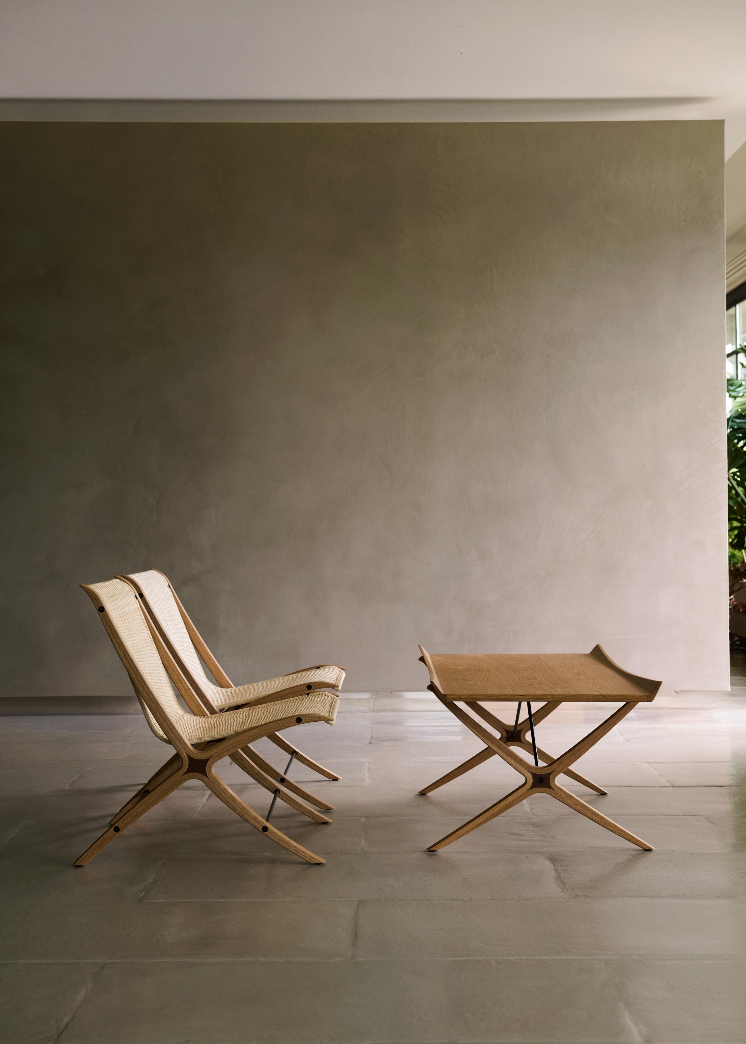 Fauteuil X HM10 met rieten zitting en houten basis