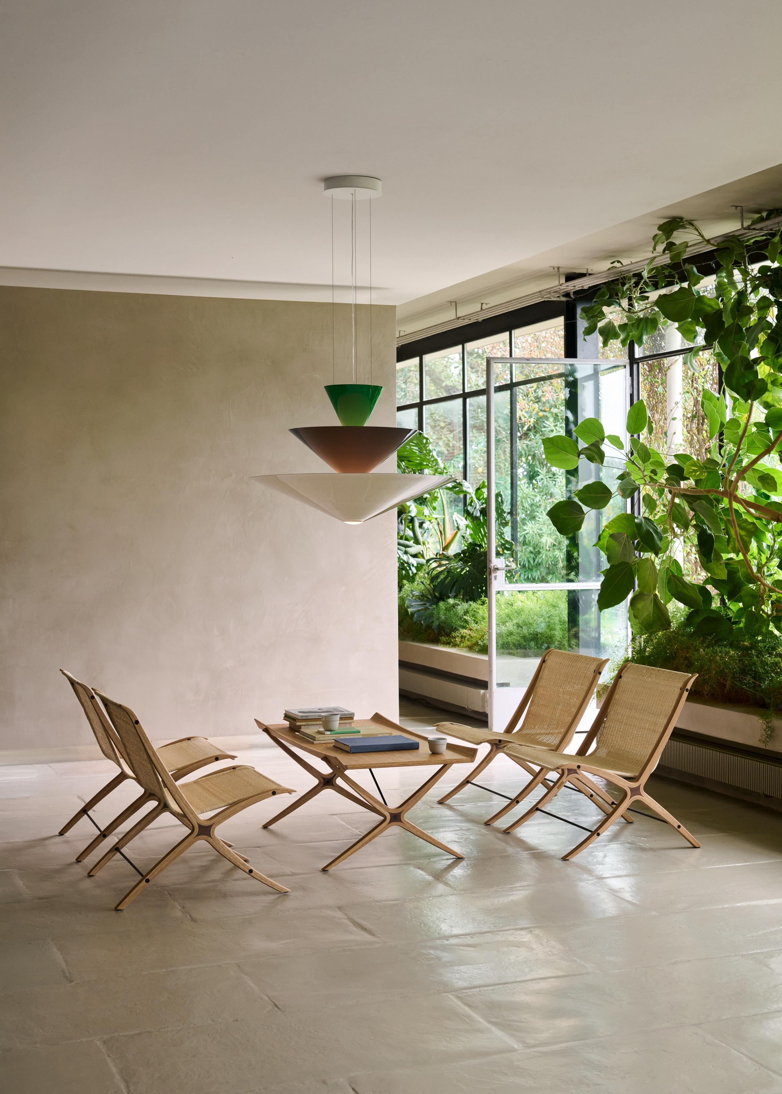 Fauteuil X HM10 met rieten zitting en houten basis
