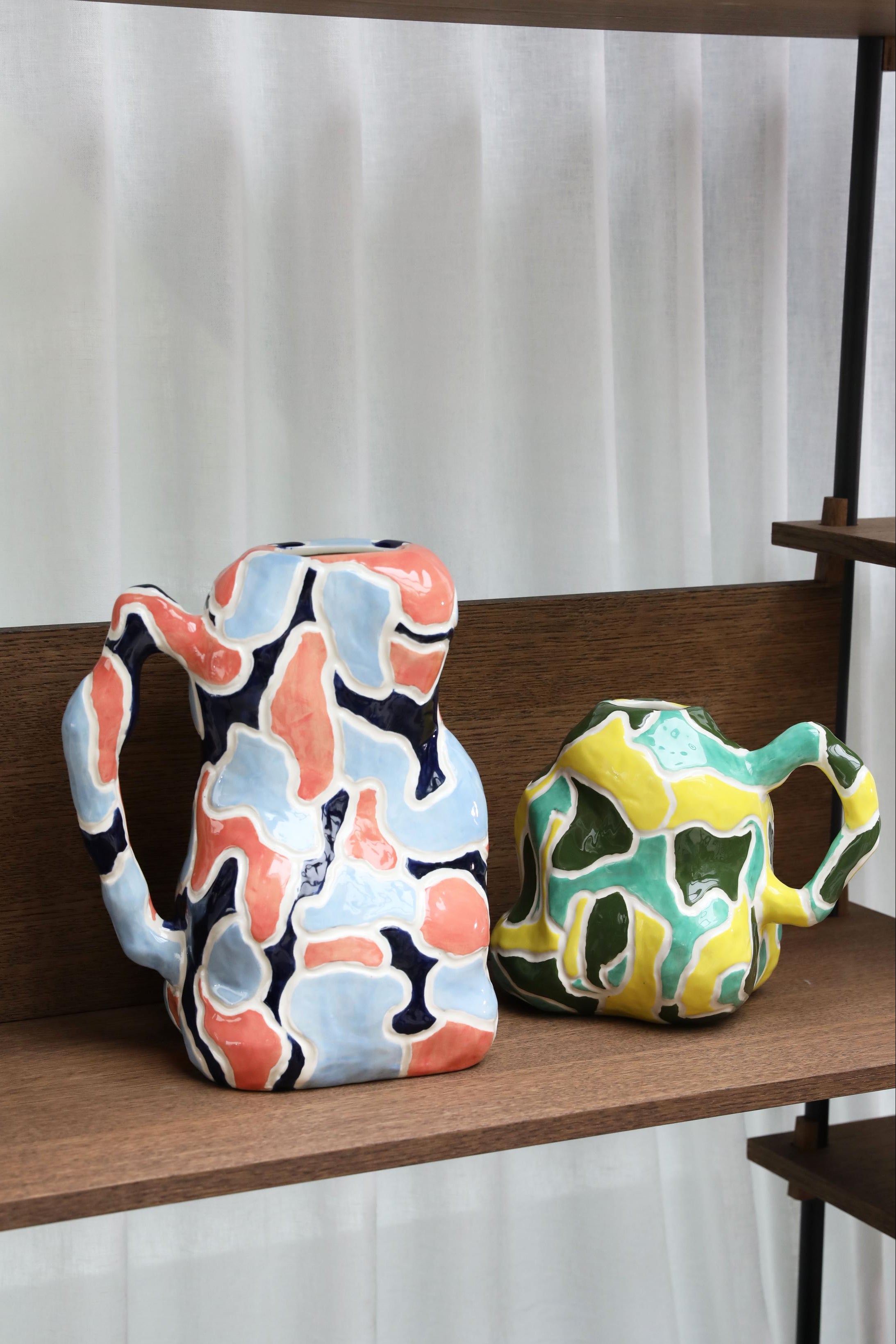 Vase JUG-A-VASE orange mit blau und weiß