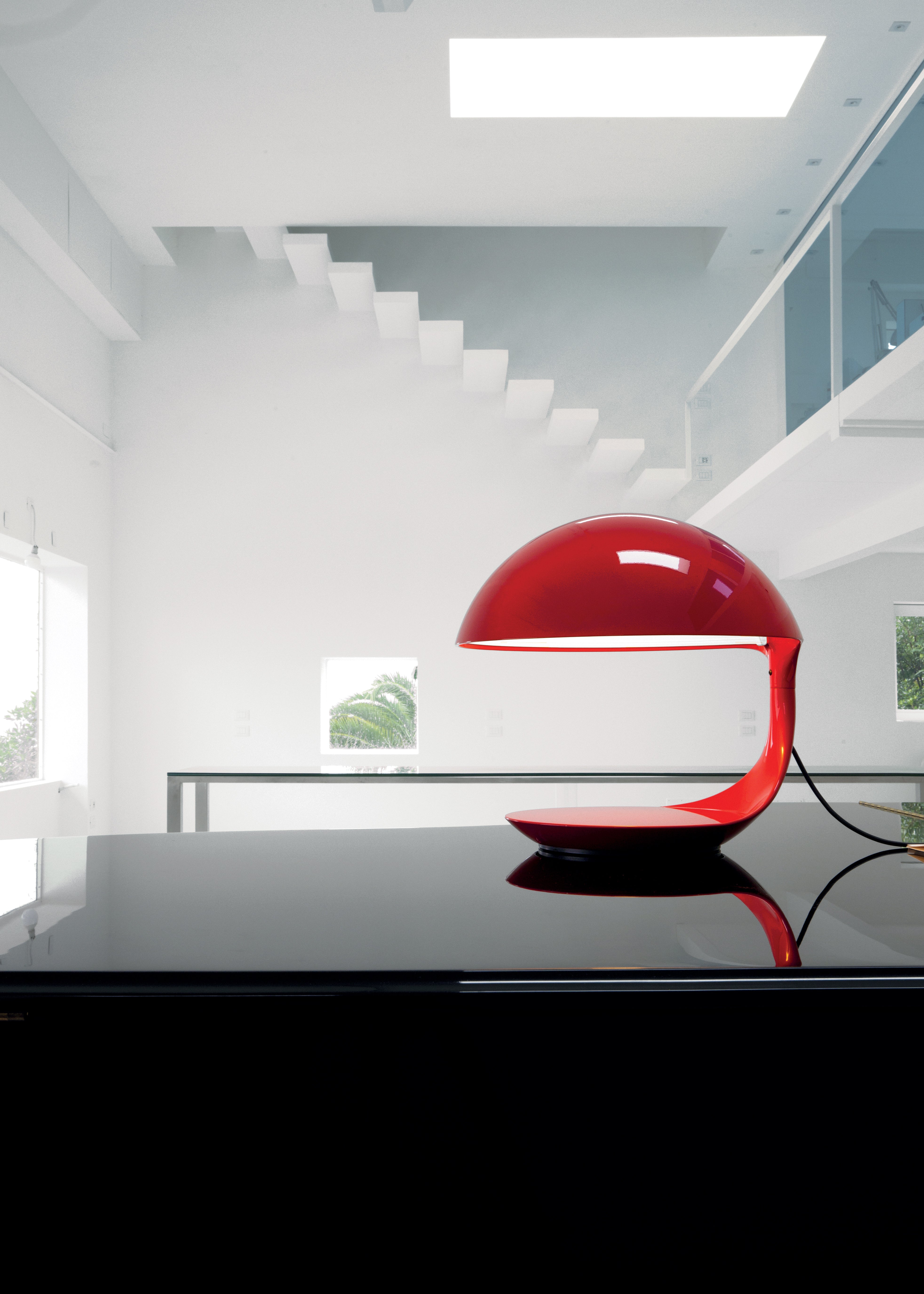Tischlampe COBRA in glänzendem Rot