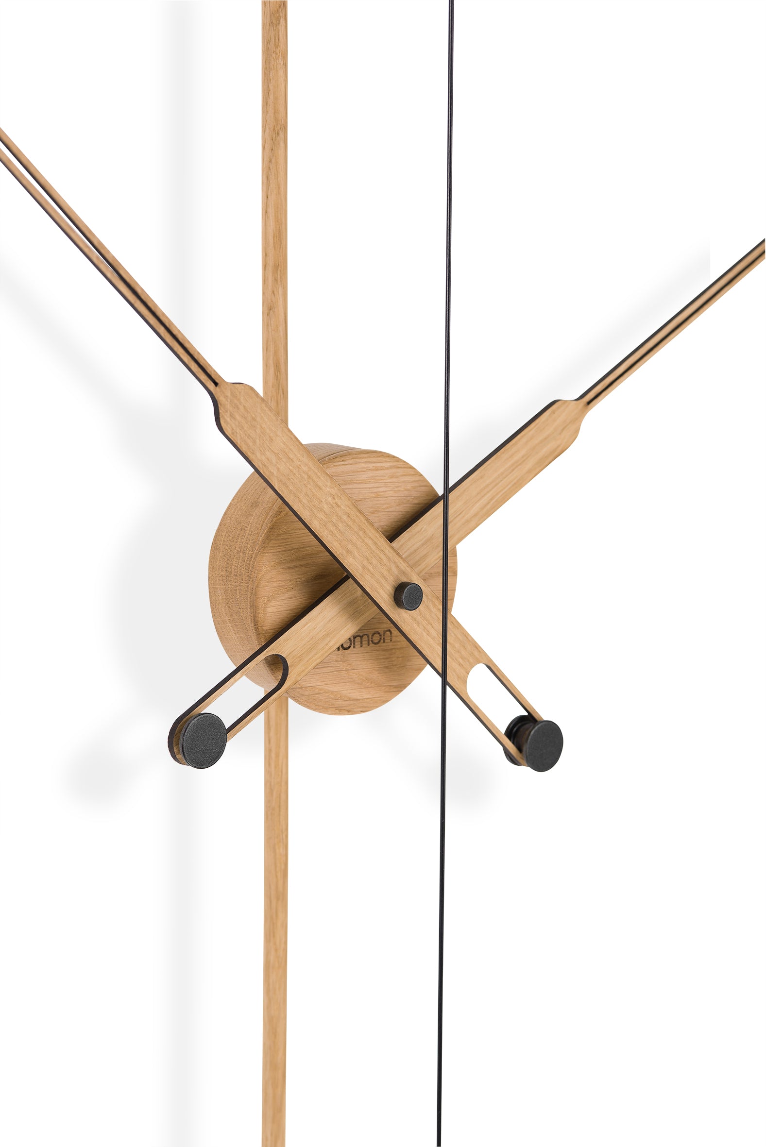 Wandklok BARCELONA PREMIUM eikenhout met zwart