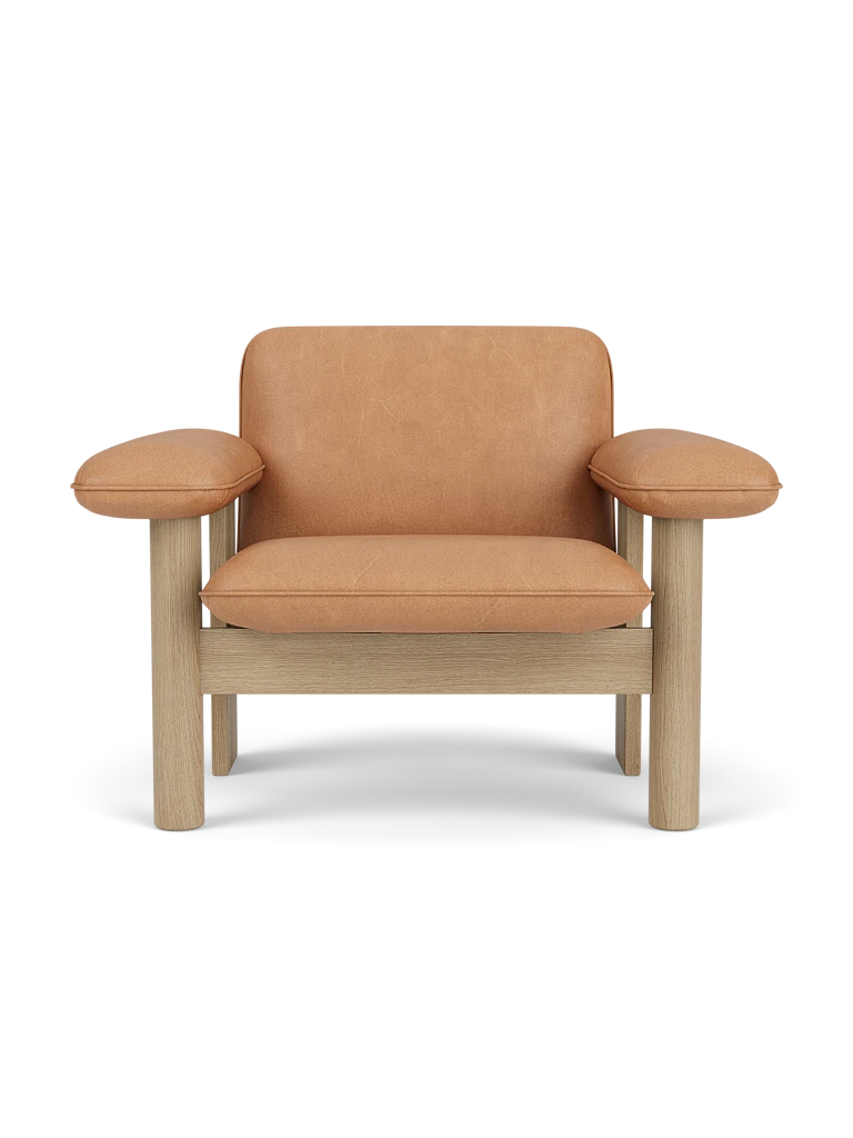 BRASILIA armchair in cognac leather with oak base
