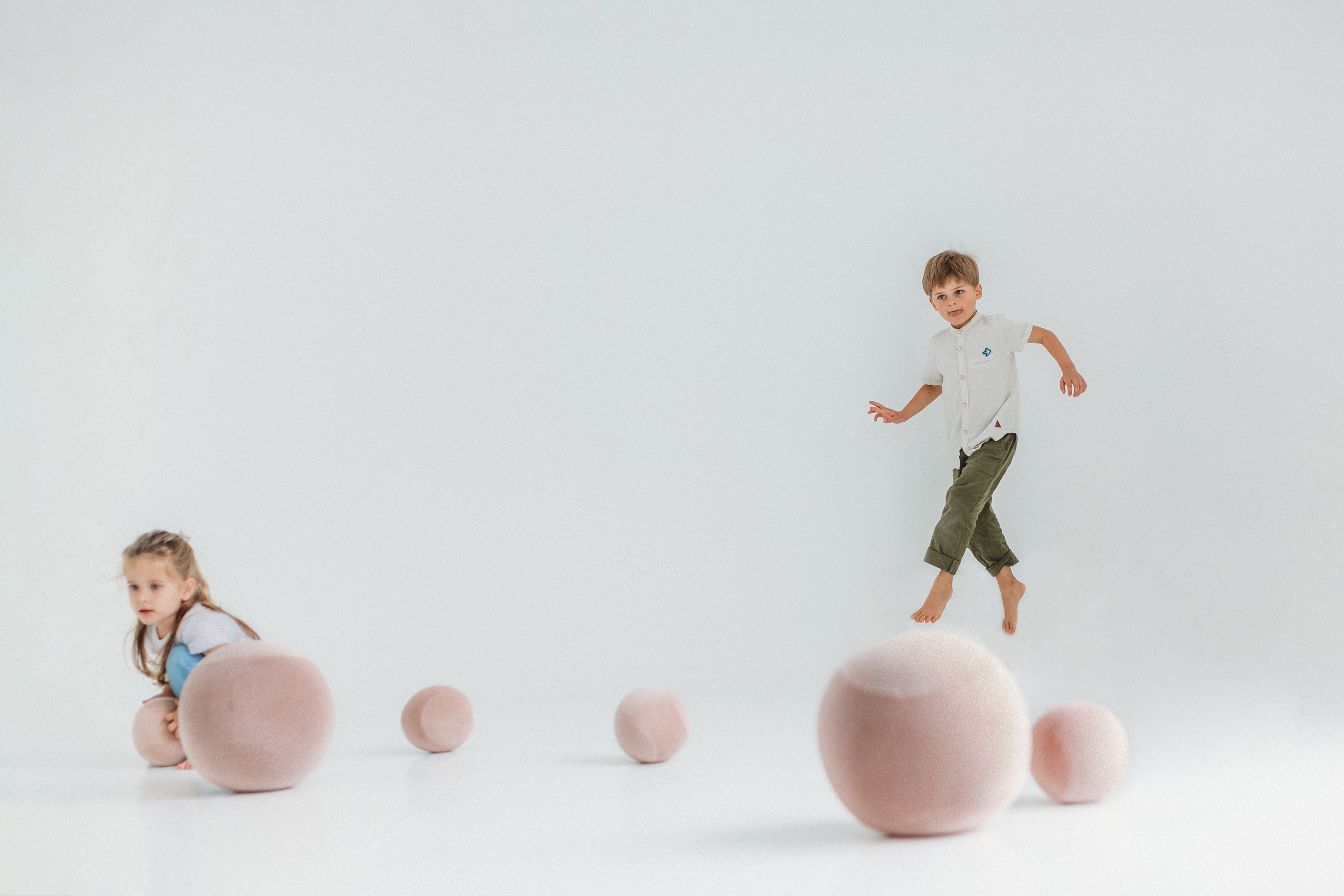 Kinderen poef BABY SPHERIC gestoffeerd