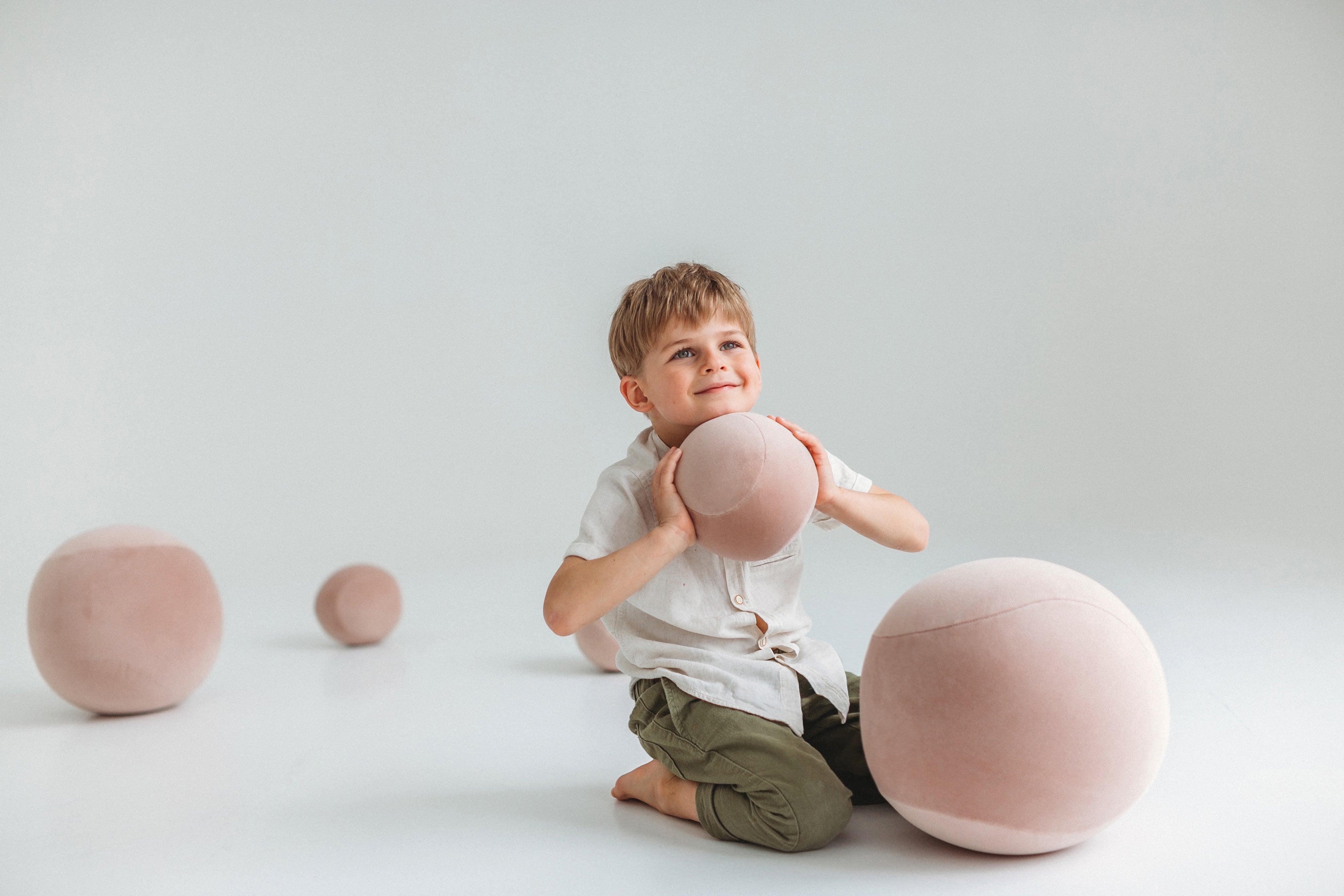 Kinderen poef BABY SPHERIC gestoffeerd