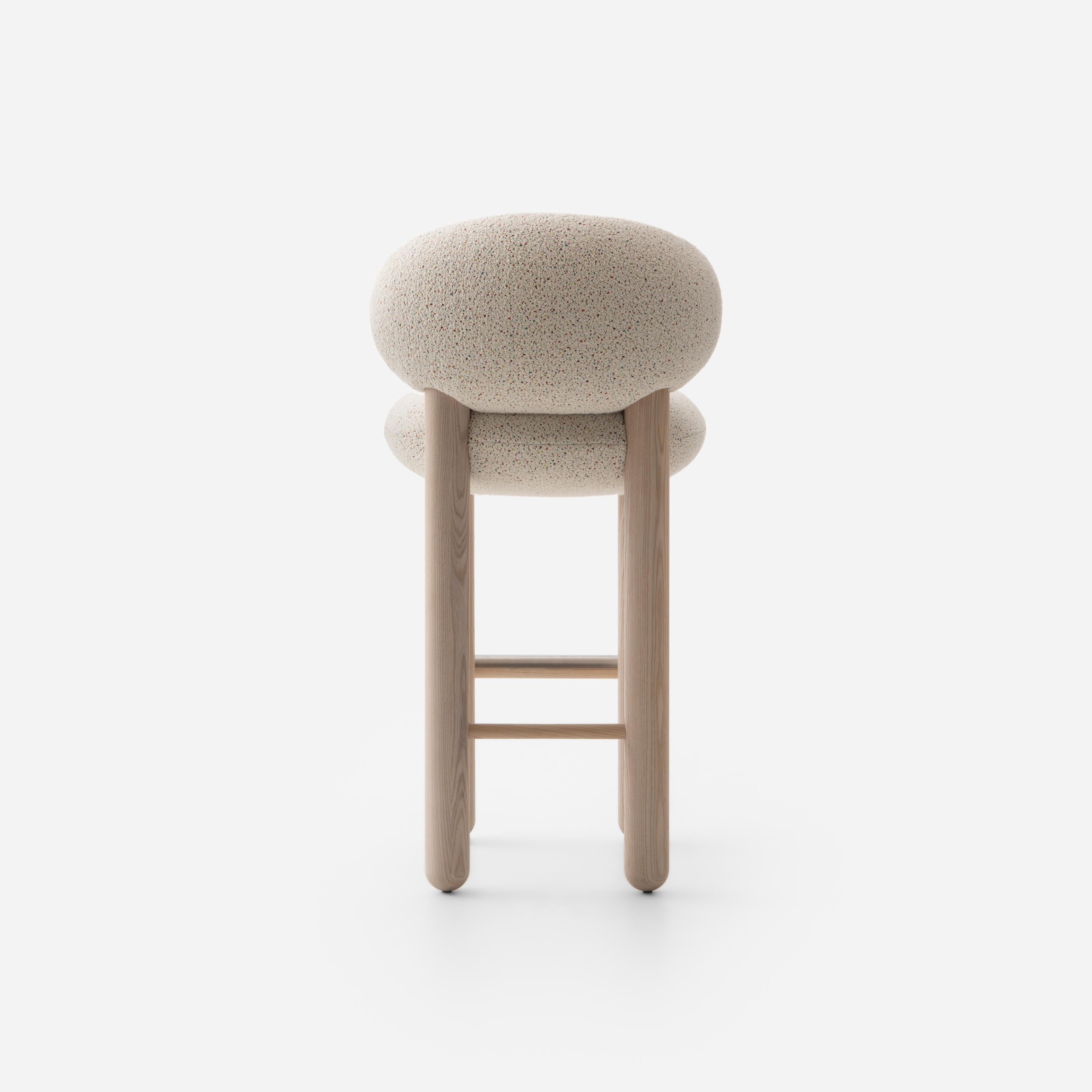 Barhocker FLOCK CS2 gepolstert mit Holzgestell