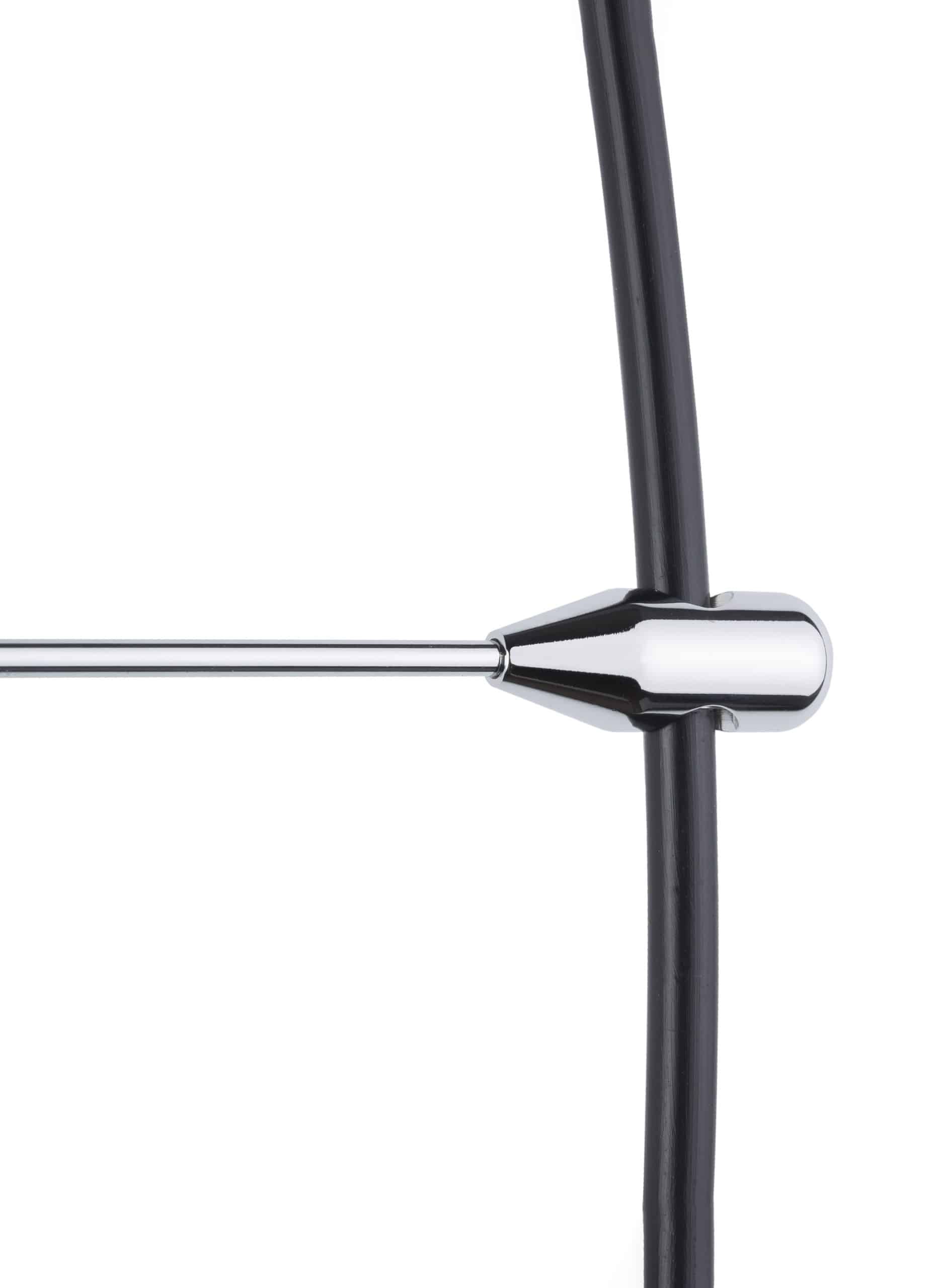 Wanduhr BILBAO aus schwarzem Nussbaumholz mit Schwarz und Chrom