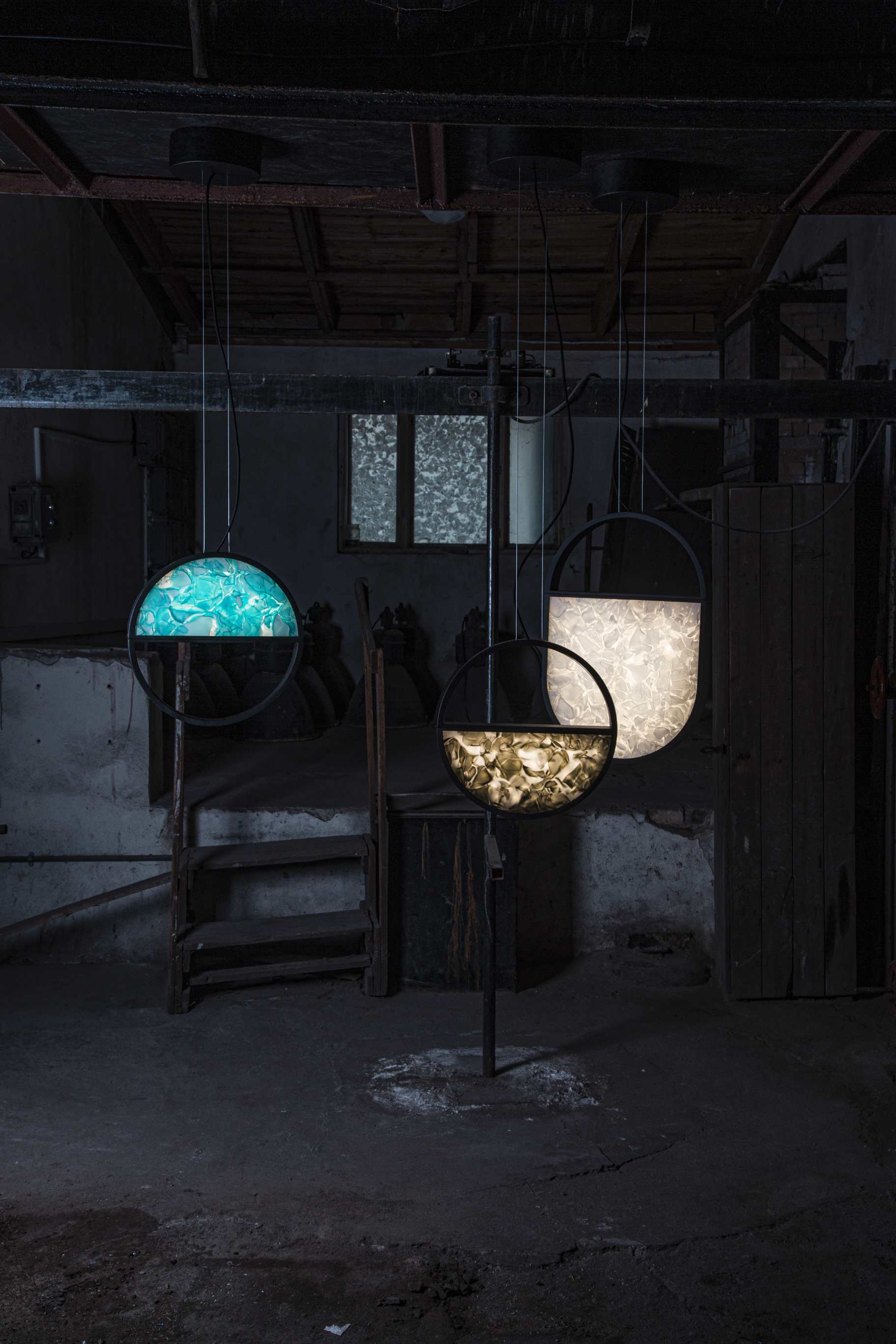 Hängende Lampe Geometrische Oval 2/3 Brokisglass glänzend Glas