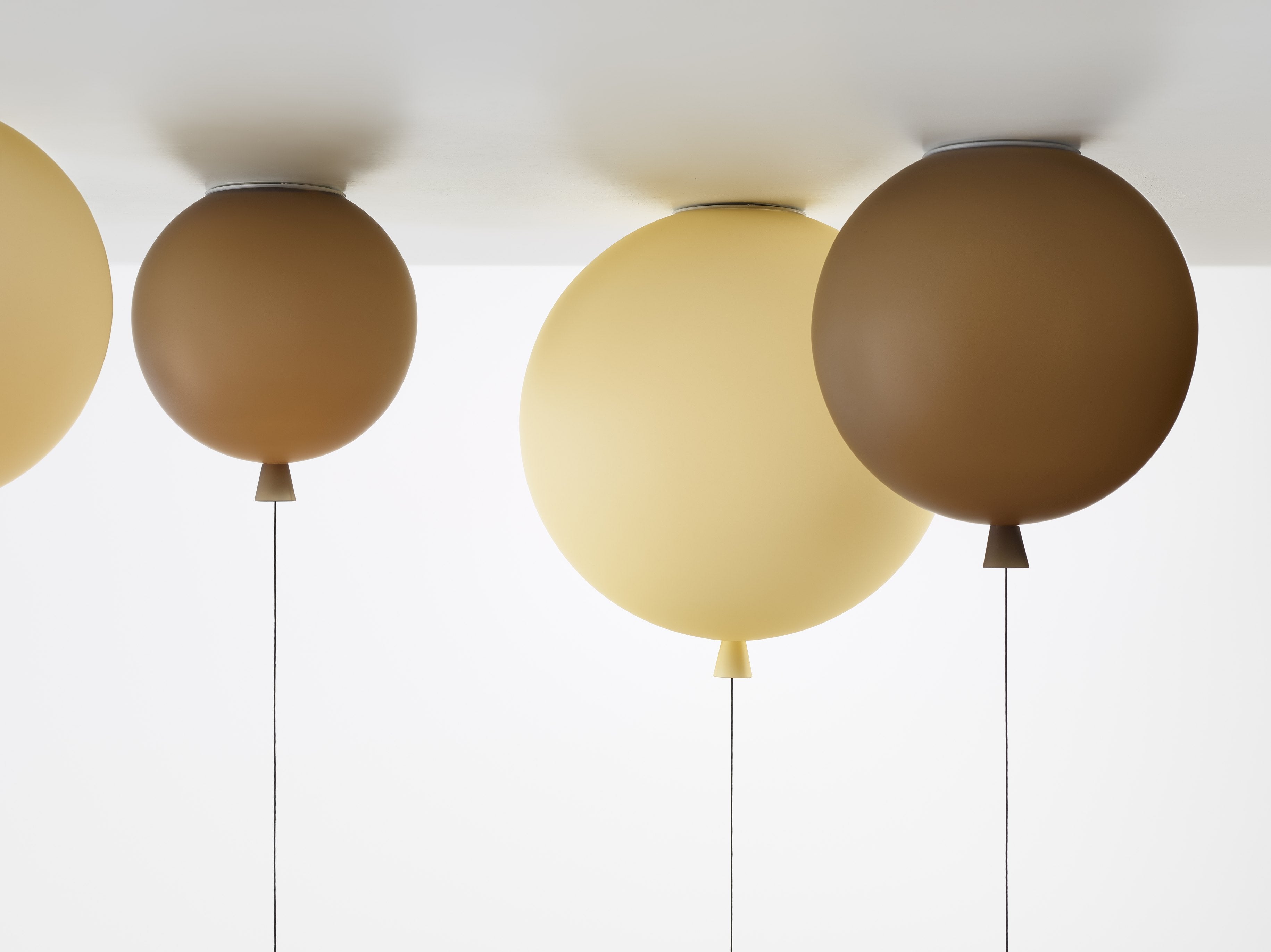 MEMORY ceiling lamp frosted glass