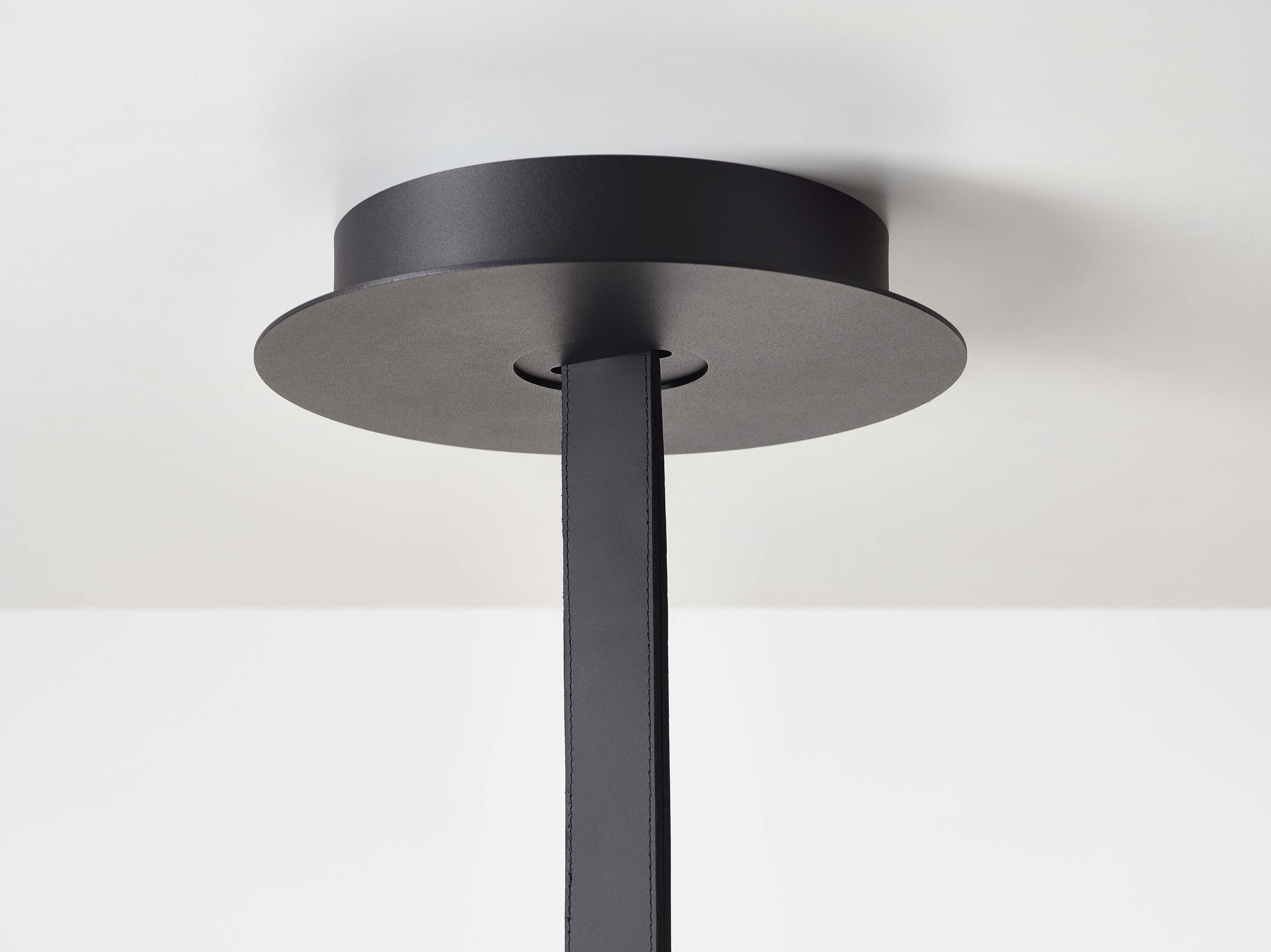 Hängende Lampe Mona Black Headliner
