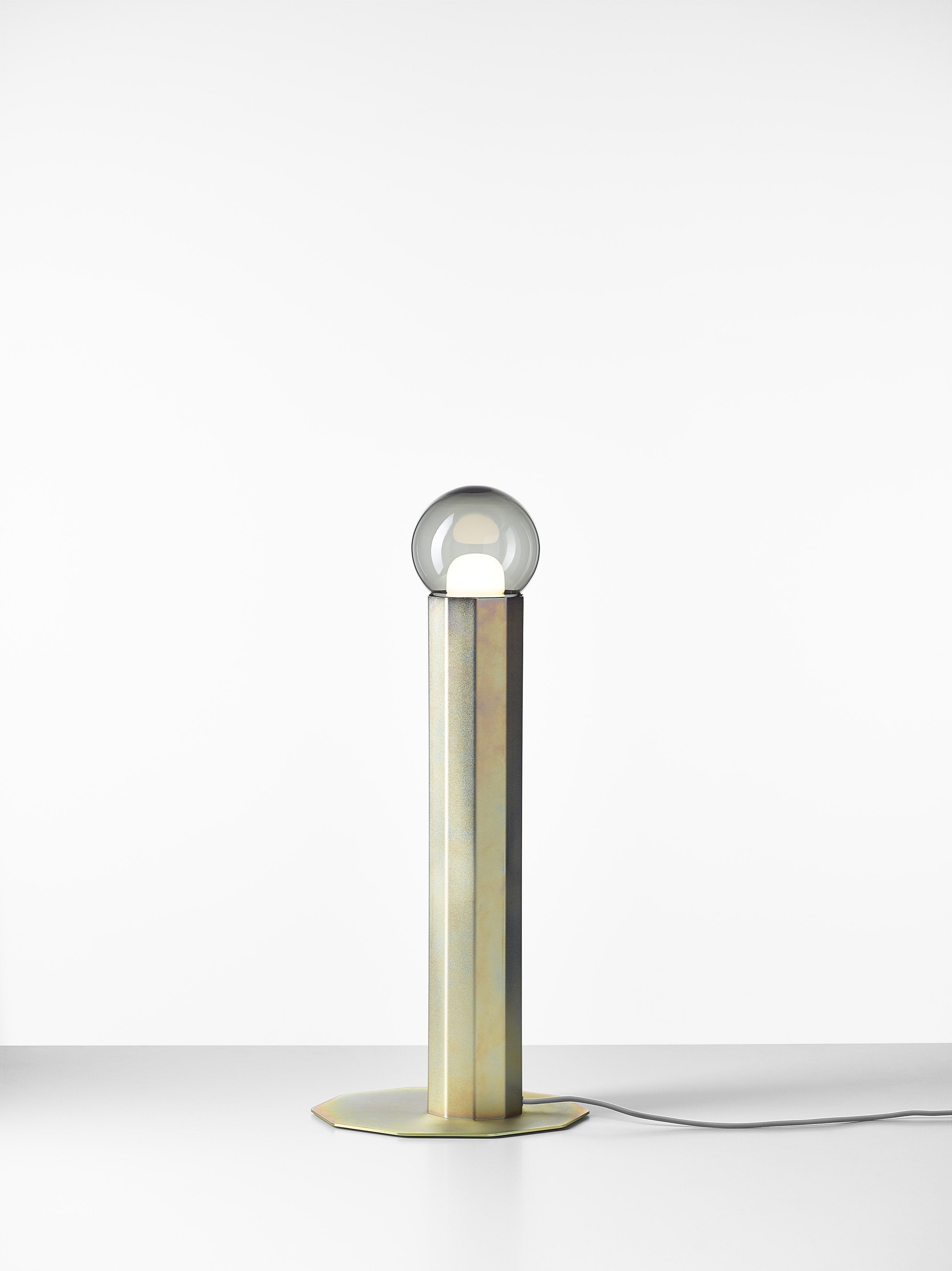 Prisma -Metall -Leuchten -Stehlampe