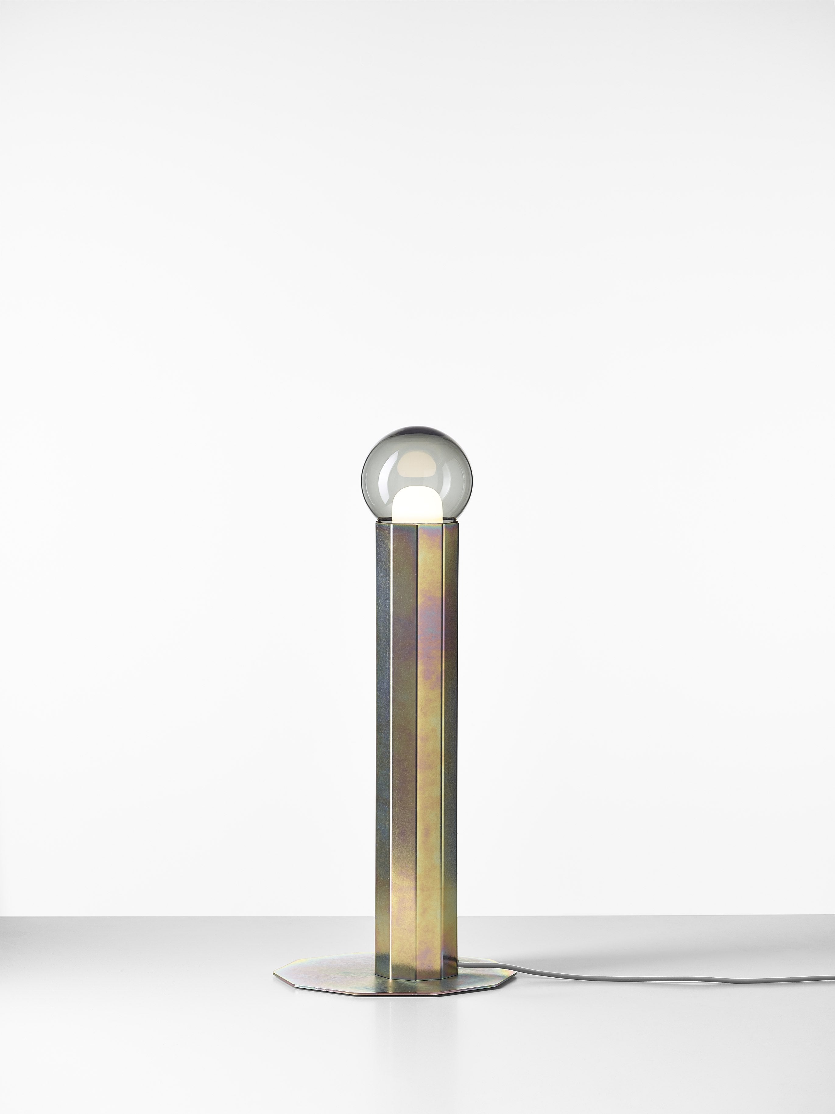 Prisma -Metall -Leuchten -Stehlampe