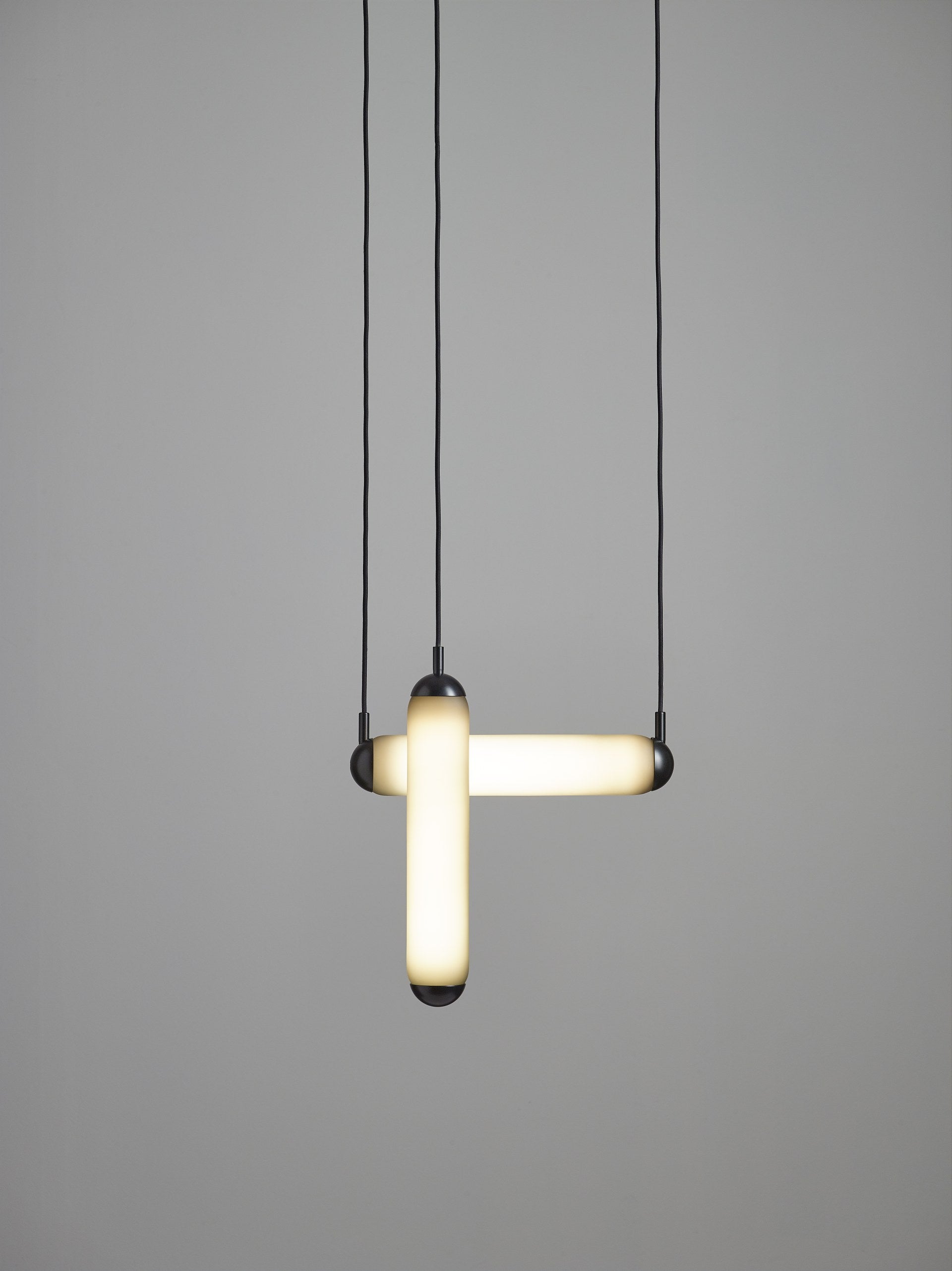 Puro Solo Hanging Lamp - vertikales Mattglas