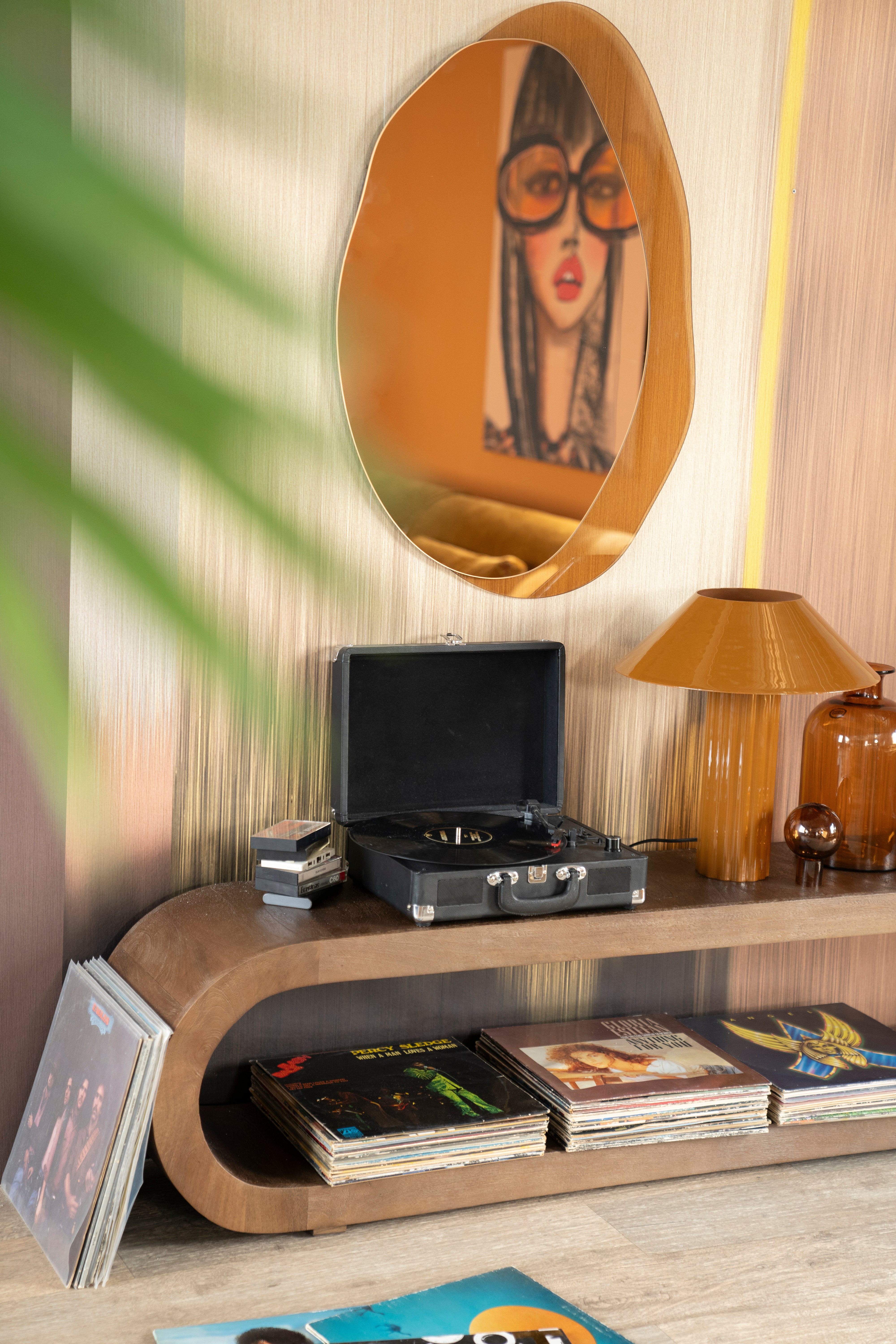 ELORA TV Cabinet Mango Wood