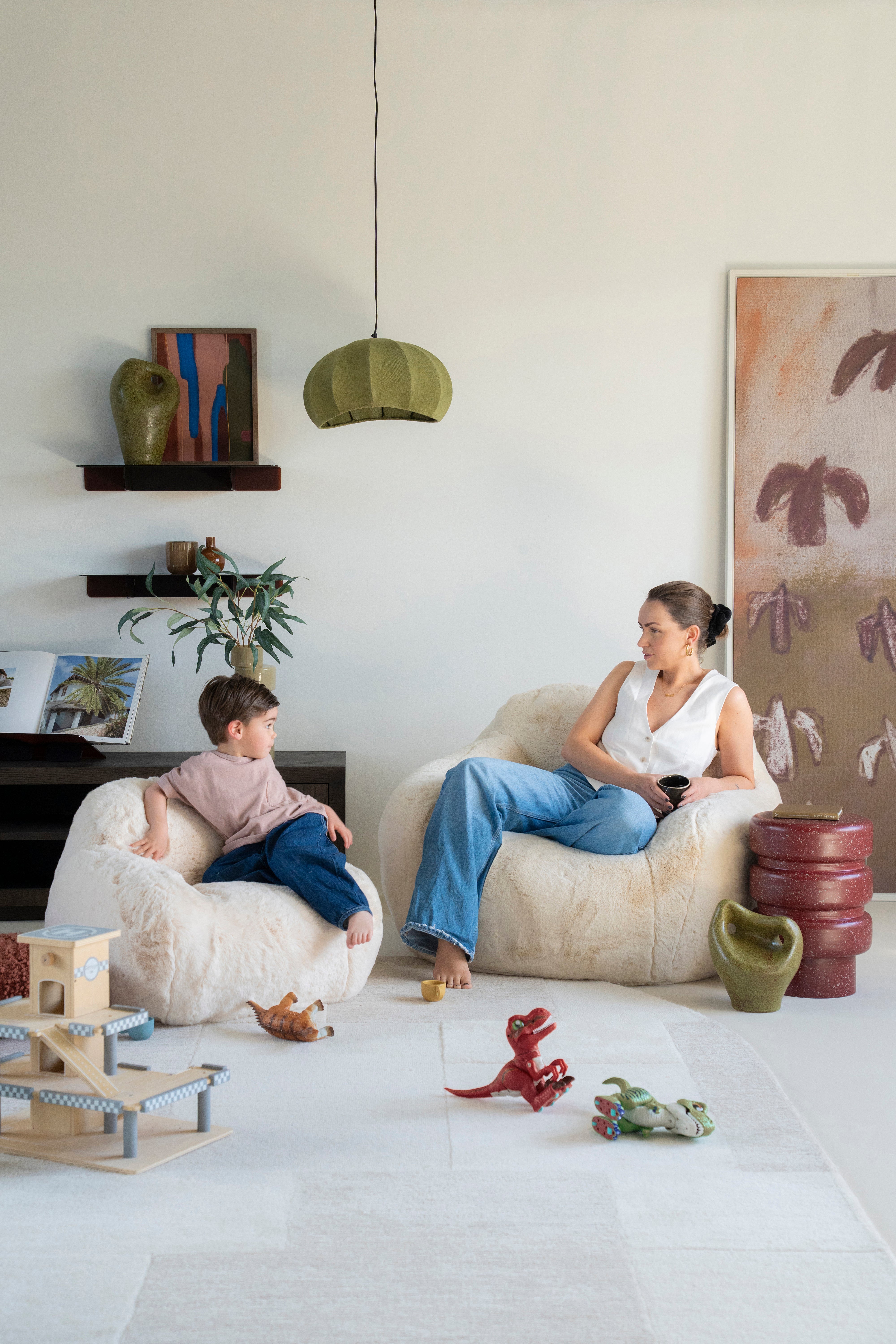 Kinderstuhl LITTLE HUG creme