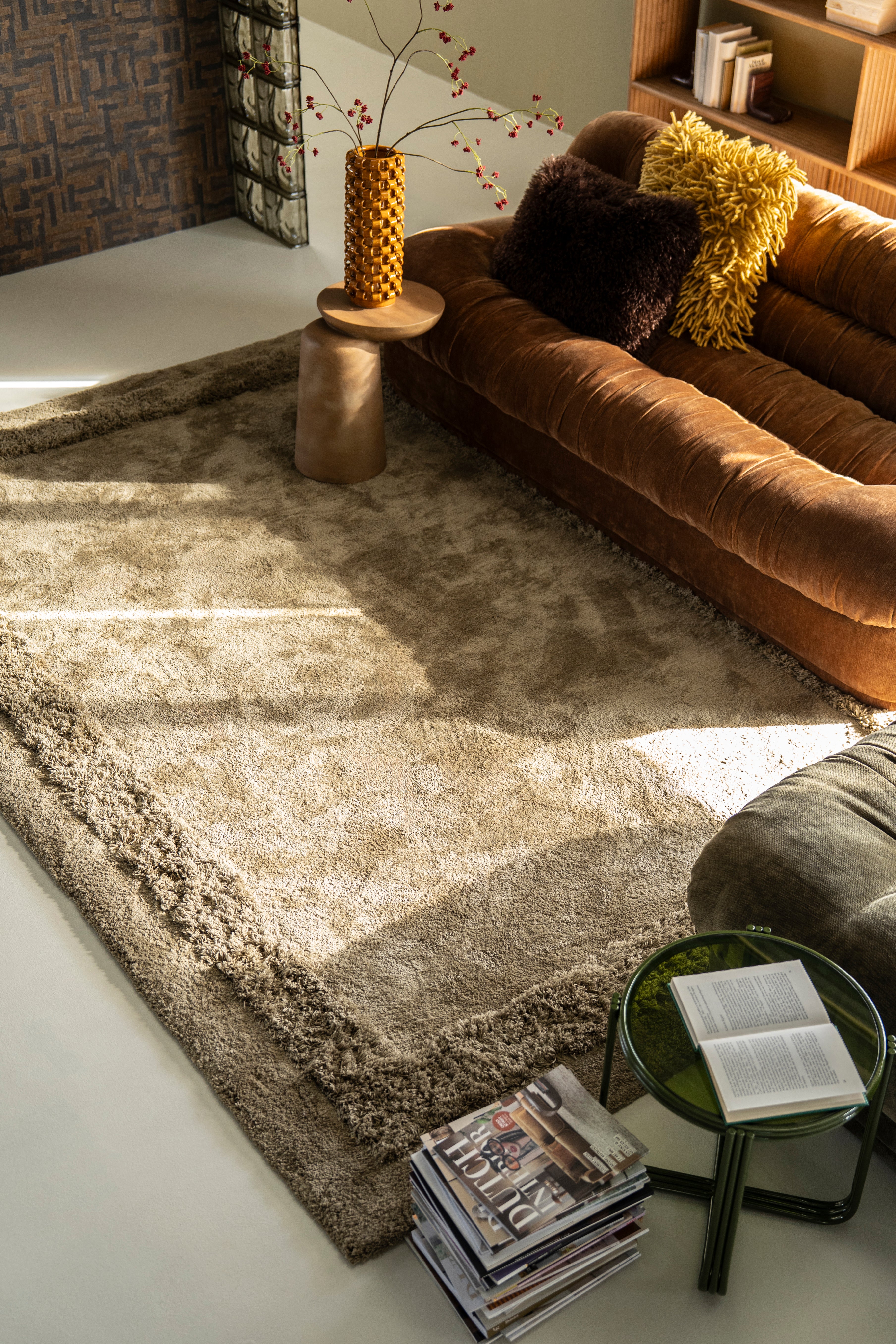 TURA taupe rug