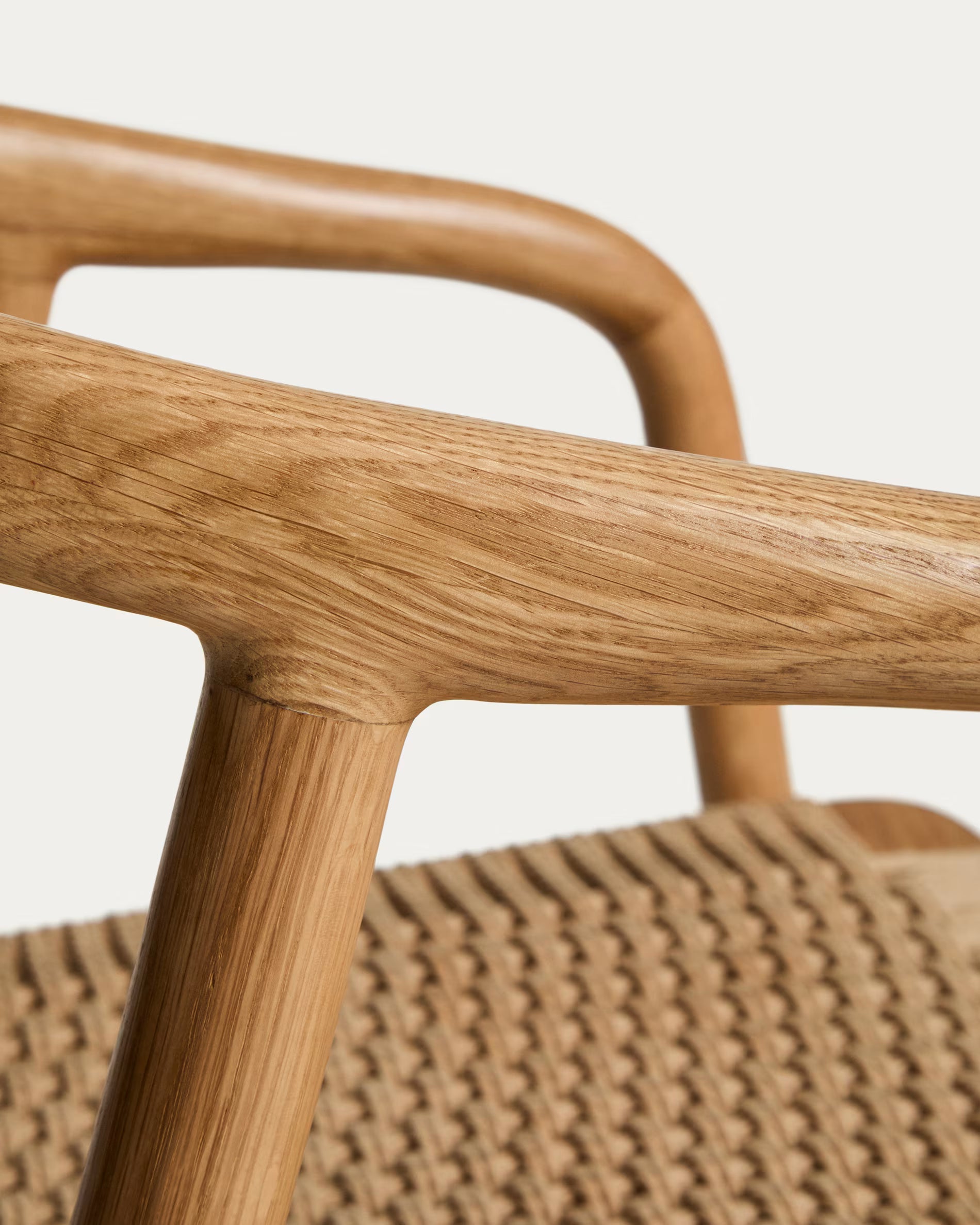 Stoel DERILE beige met houten basis