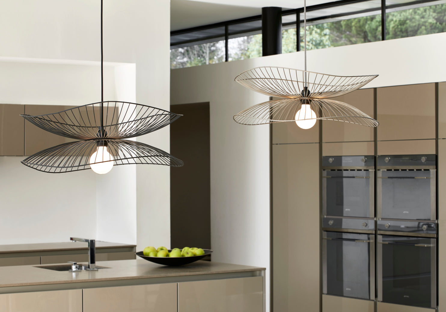 Schwarze Lindenlampe