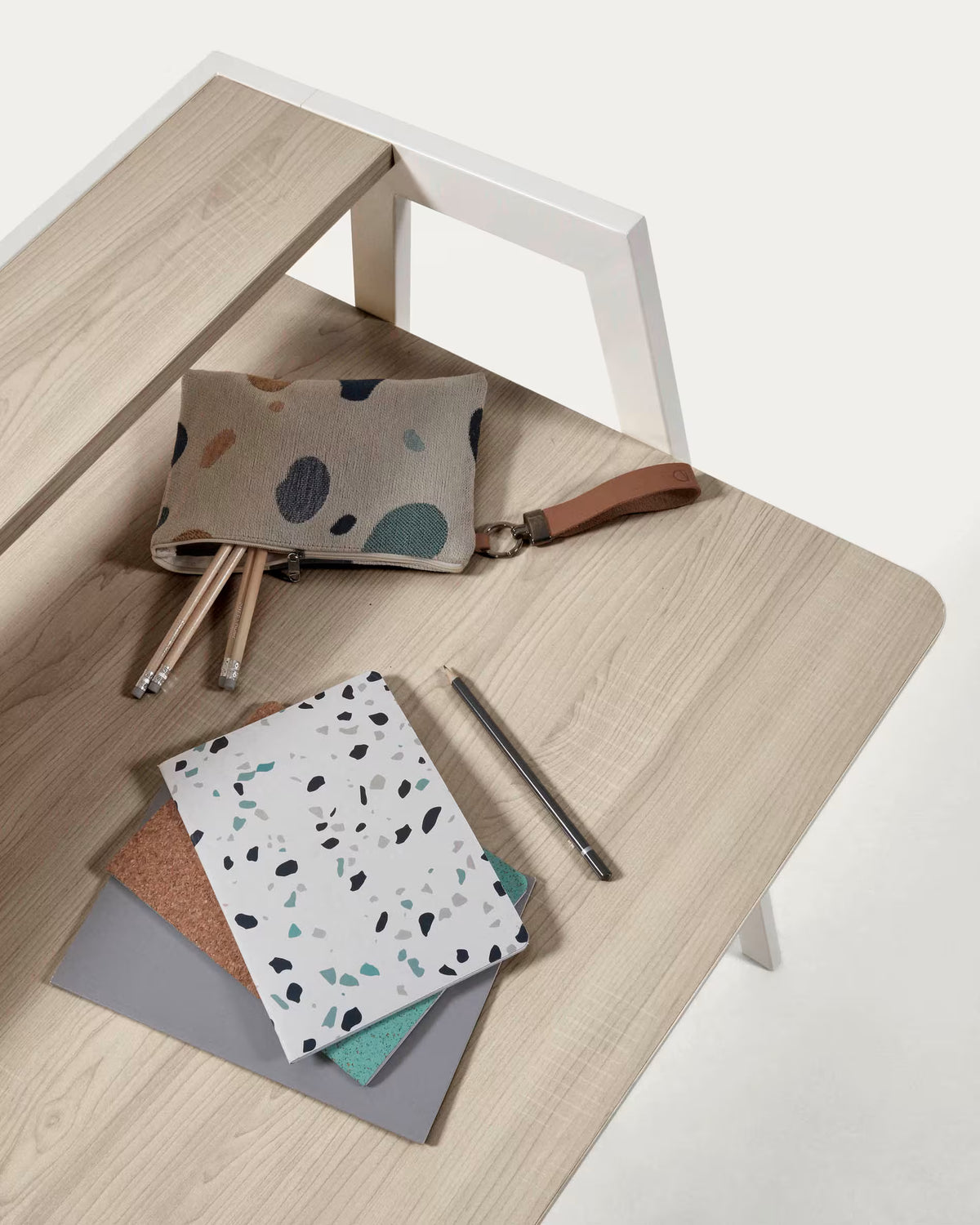 Bureau AARHUS wit