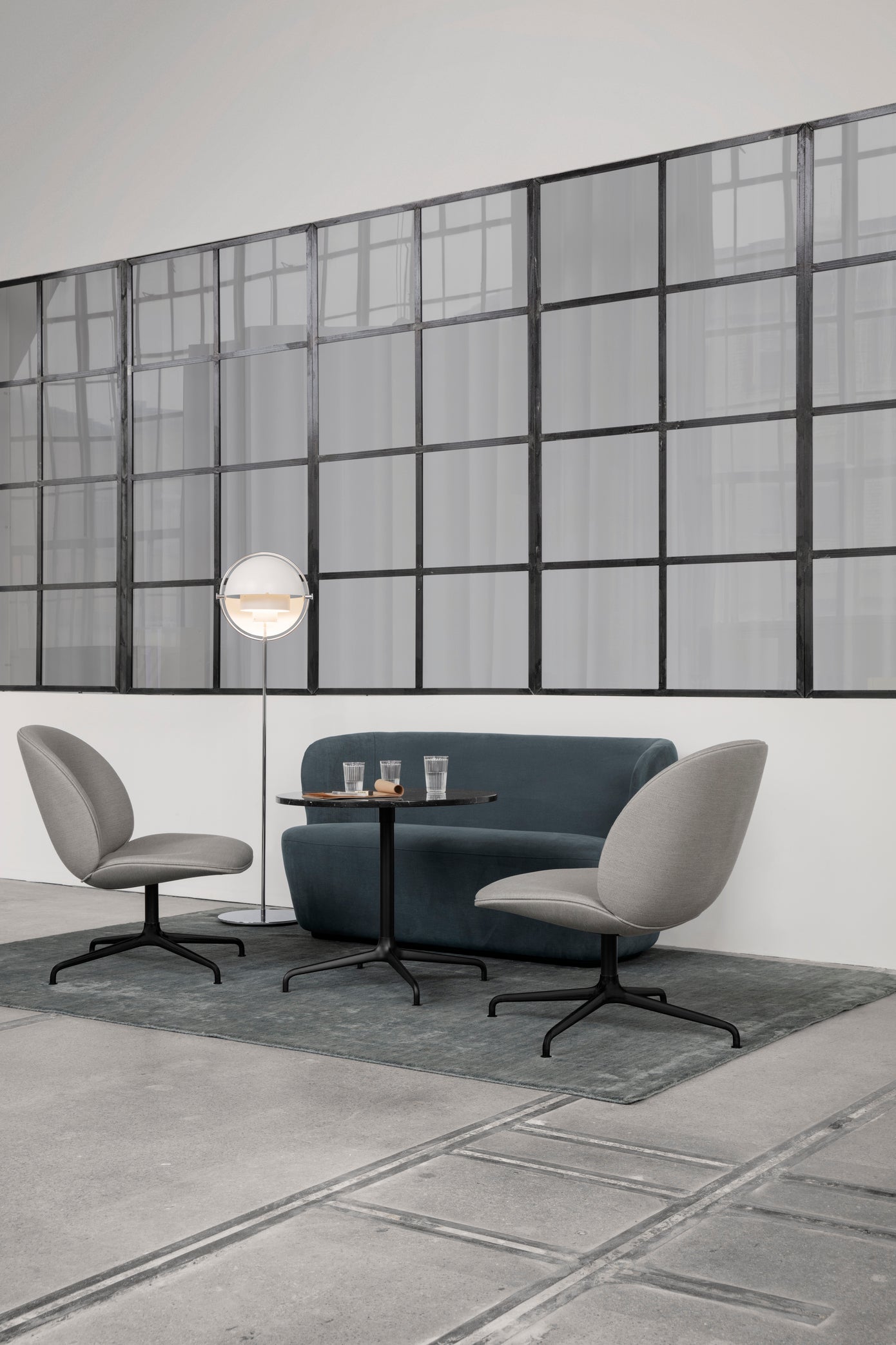 MULTI-LITE Chrom-Stehleuchte